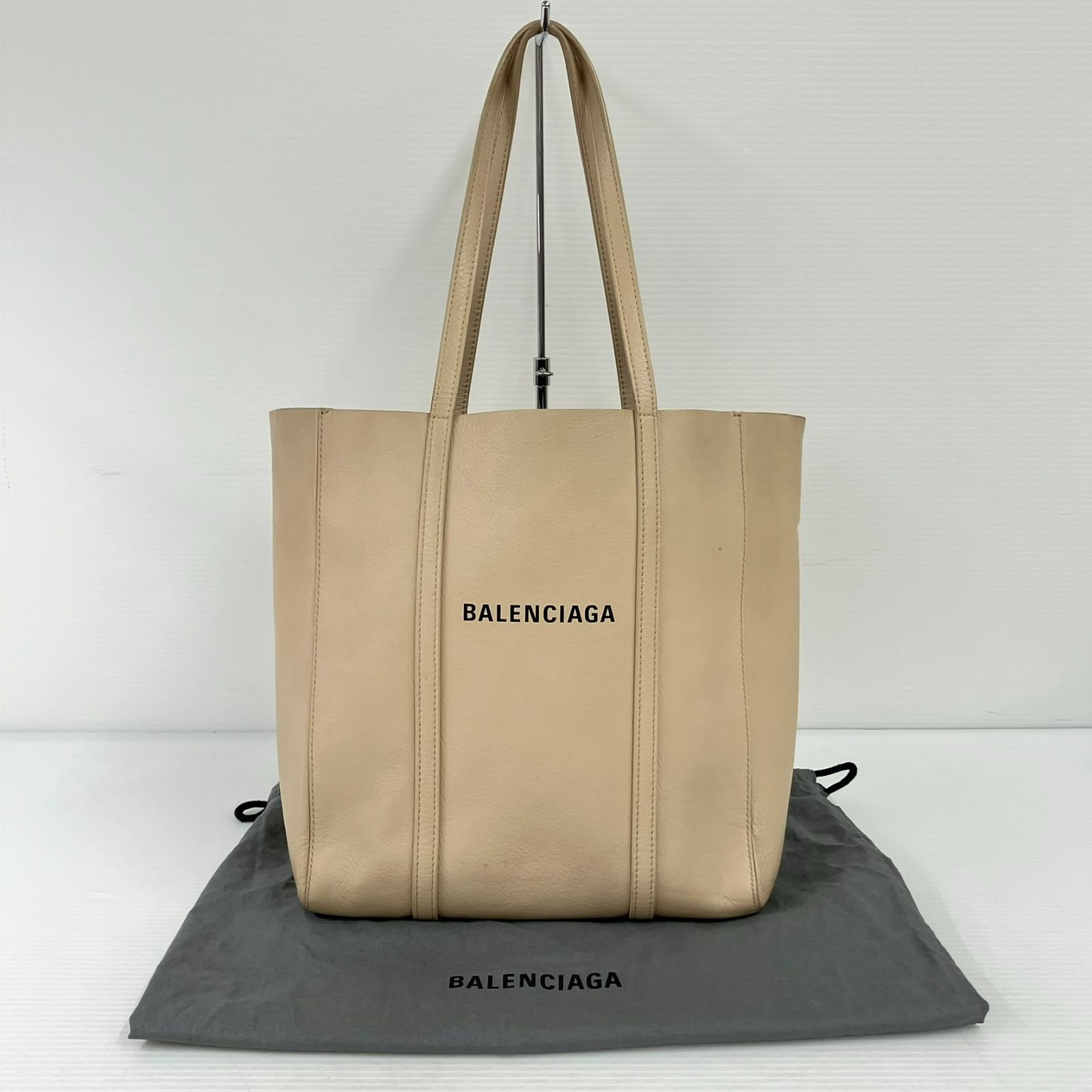 BALENCIAGA トートバッグ 2way ベージュ【購入時コメント不要です