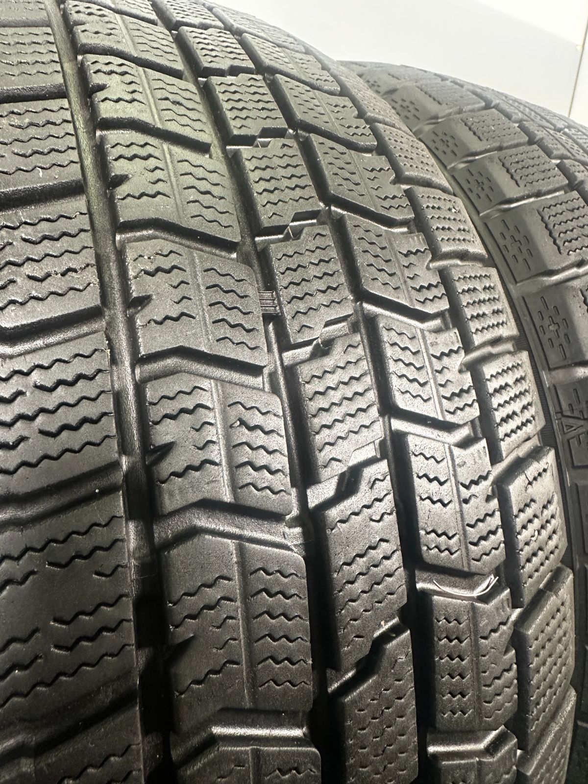 YOKOHAMA ice GUARD iG60 195/60R17 17インチ スタッドレス 4本 22年製