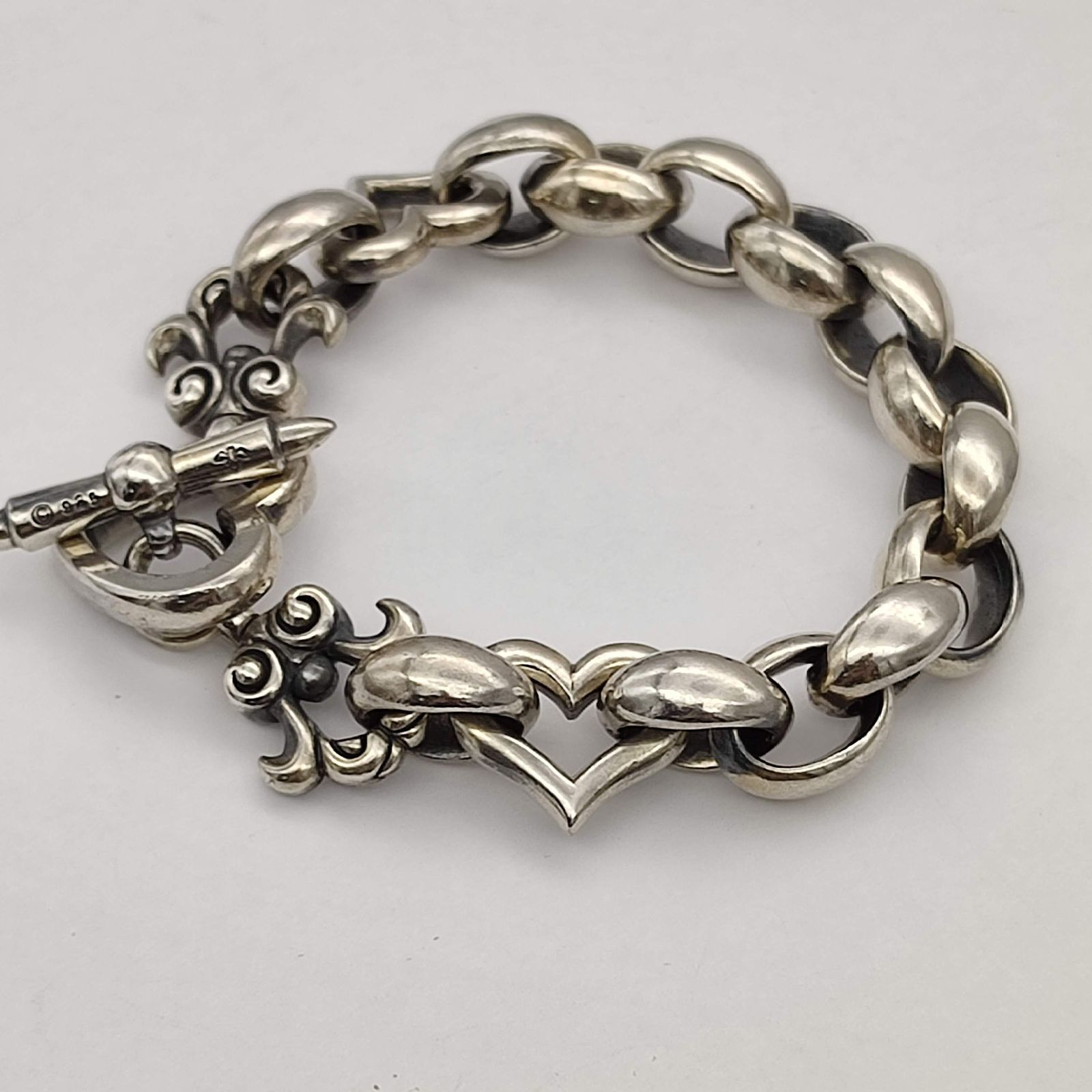 アルテミスクラシック ハートトグルデザインブレスレット