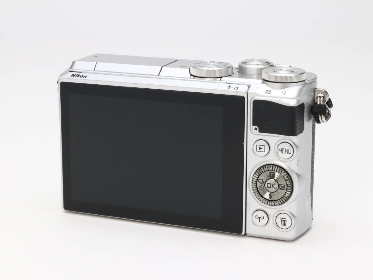 極上品◆Nikon ニコン 1 J5 ボディ◆シャッター回1242回のみ♪ 極上品◇Nikon ニコン 1 J5 ボディ◇シャッター回1242回のみ