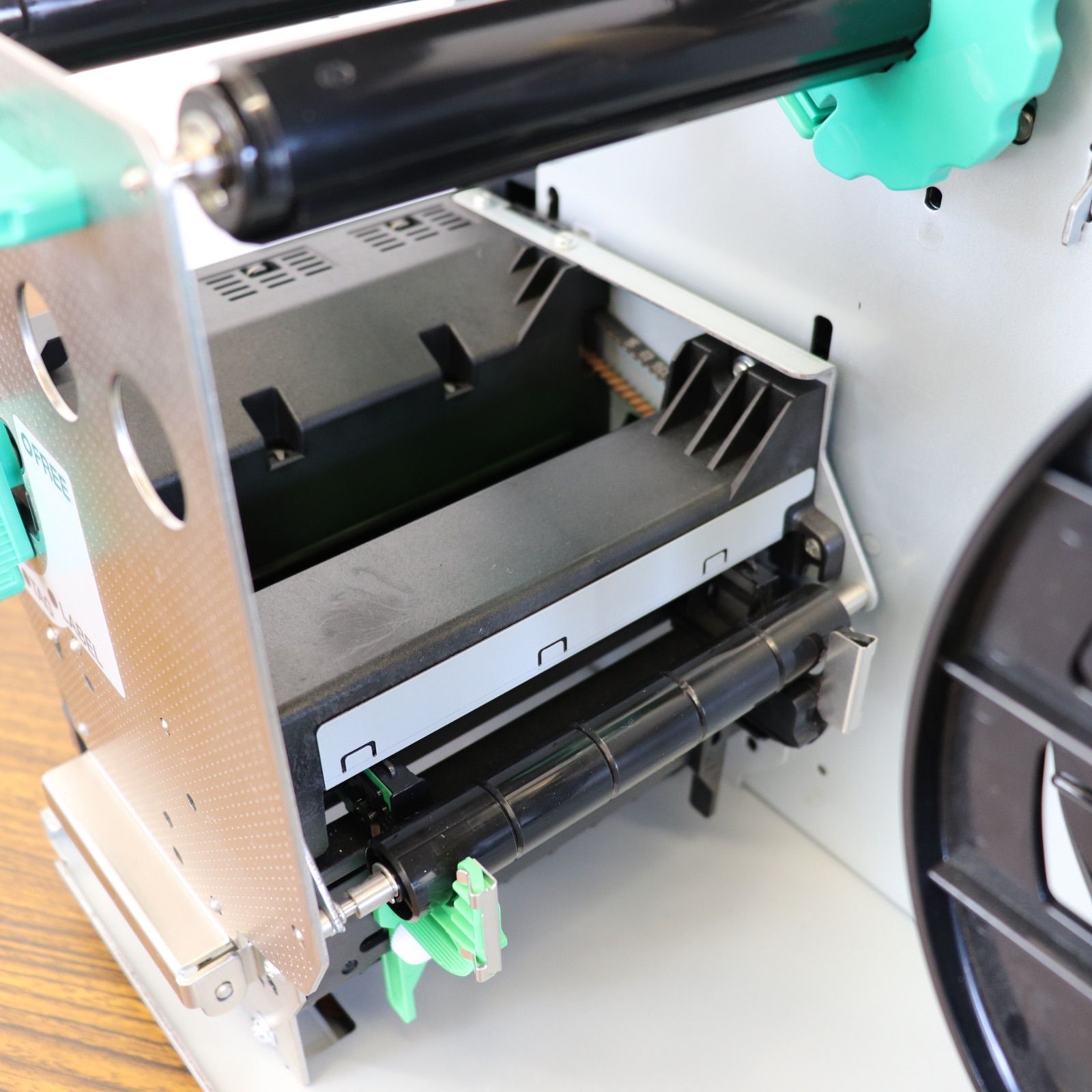 動作OK】東芝テック TEC バーコードプリンタ B-EX4T1-TS25-R 100V 50