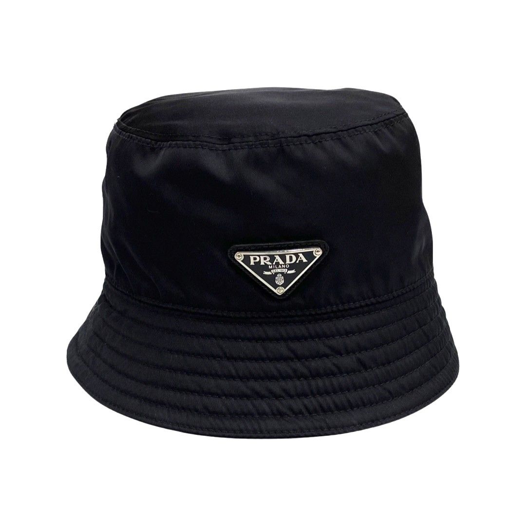 【美品】PRADA バケットハット　三角ロゴ　M 56cm ナイロン　正規品 極 美品 レア PRADA プラダ 三角ロゴ 金具 ナイロン バケットハット