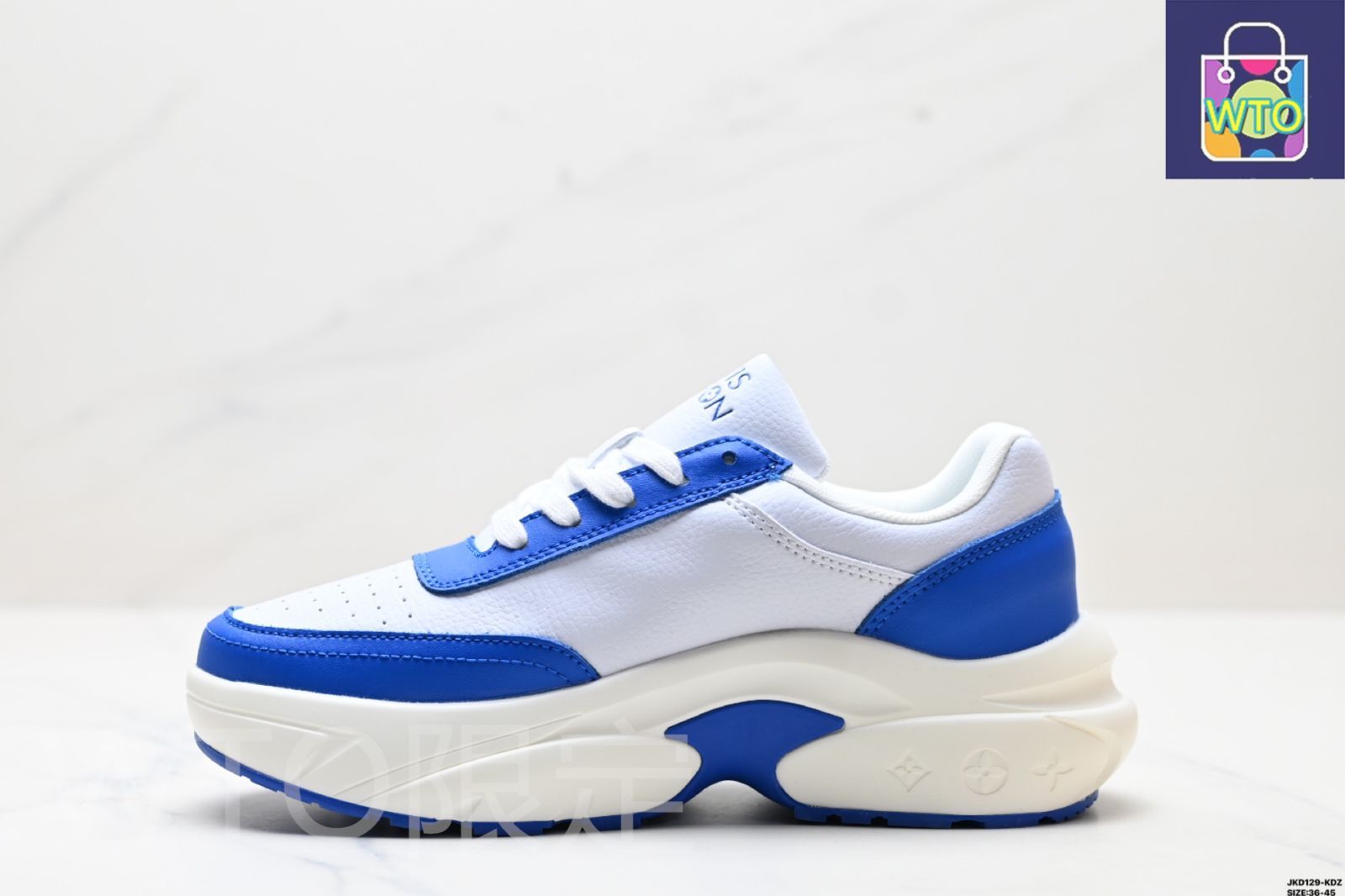 全新未使用ルイ・ヴィトン トレーナー スニーカー ロー