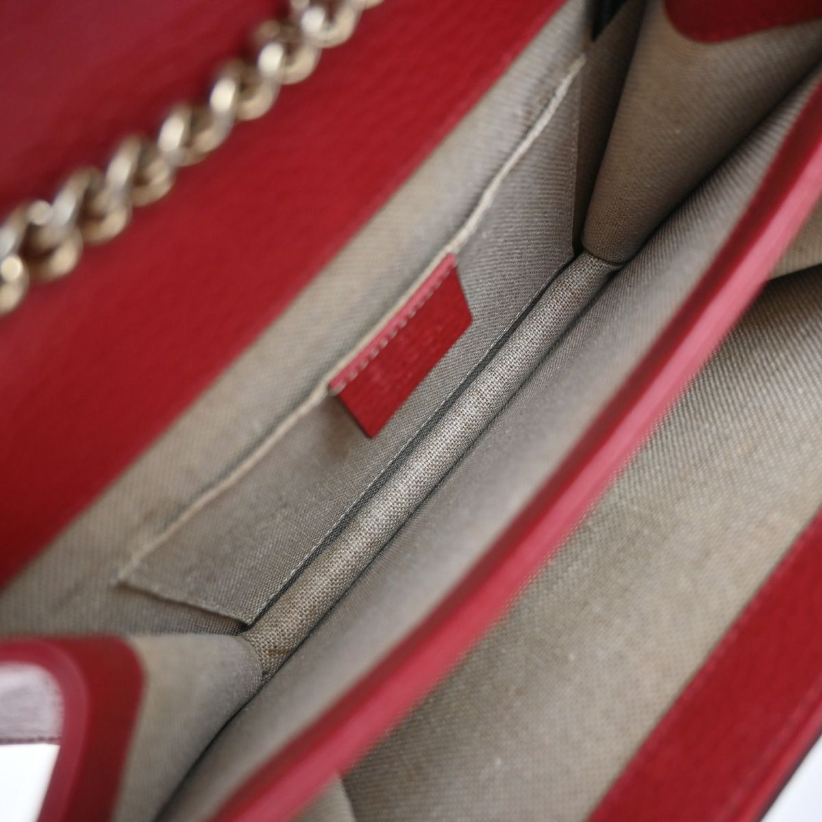 チェーン ショルダーバッグ