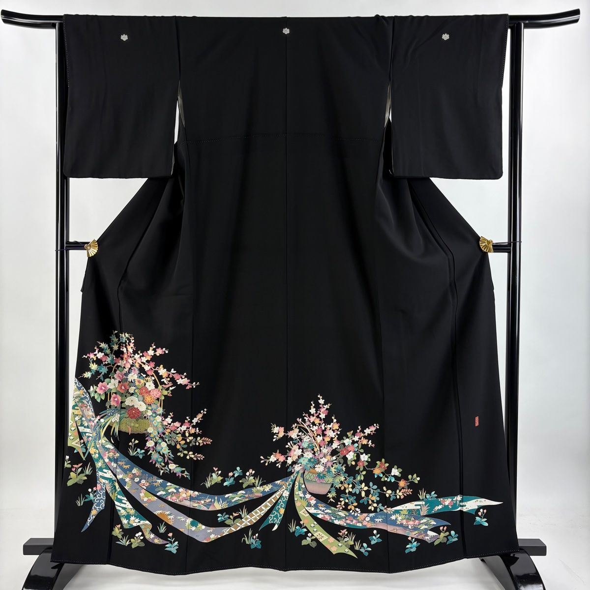 黒留袖 身丈163cm 裄丈63cm S 袷 落款 花籠 熨斗 黒 正絹 秀品