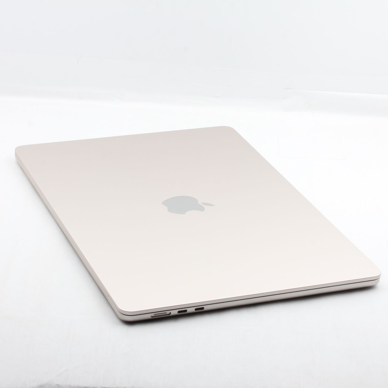 展示品）MacBook Air 15インチ M2チップ SSD 256GB スターライト