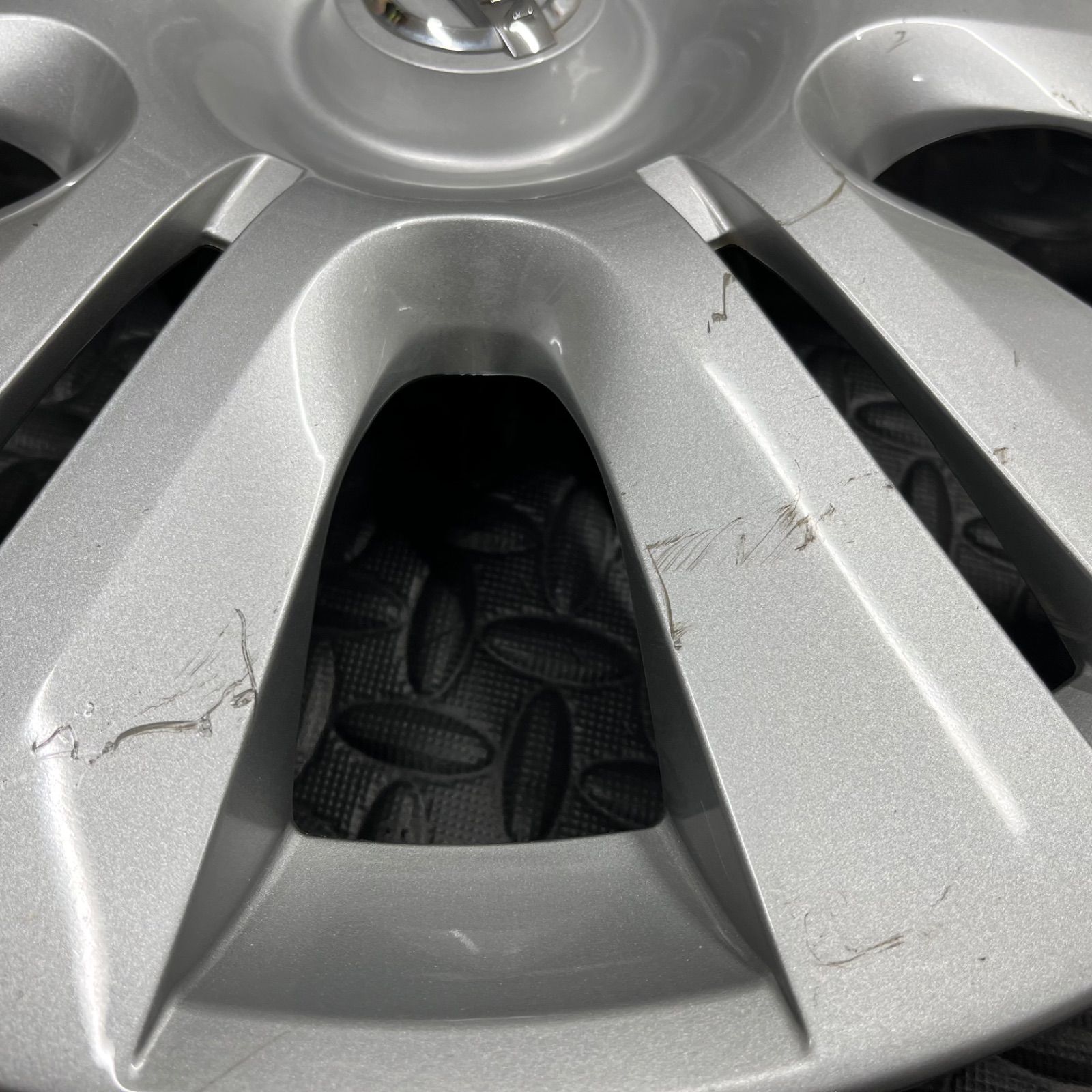 日産 キャラバン NV350 ホイールキャップ 1枚 ホイールカバー 純正