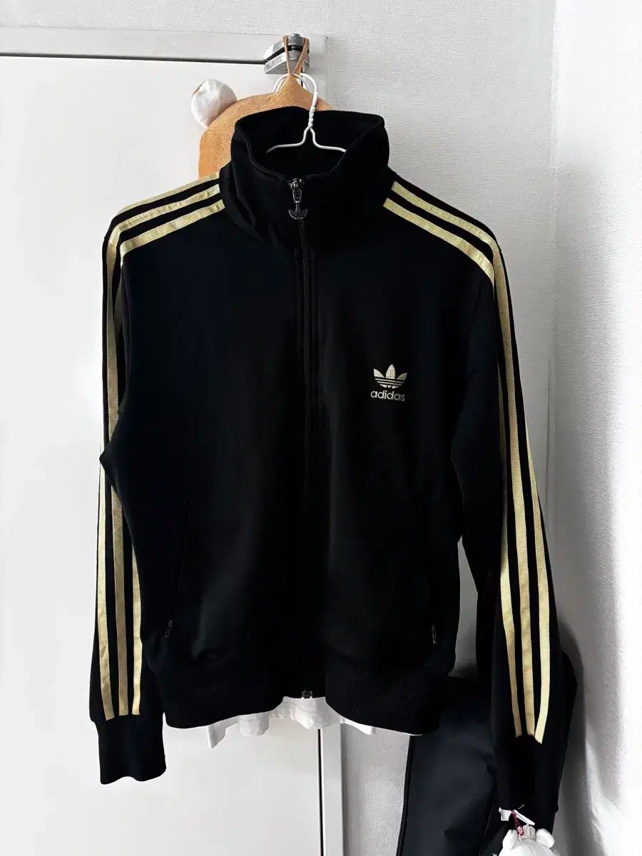 adidas ファイヤーバード トラックジャケット 金 ゴールド セットアップS