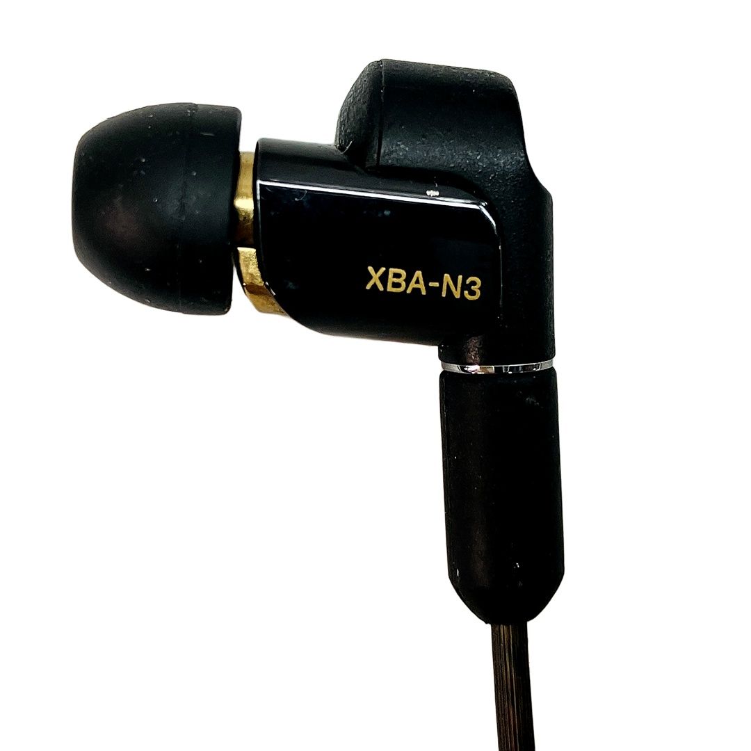 SONY XBA-N3 イヤホン 箱・ケーブル・イヤピース付 中古 美品 SONY XBA-N3 イヤホン 箱・ケーブル・イヤピース付 中古 美品