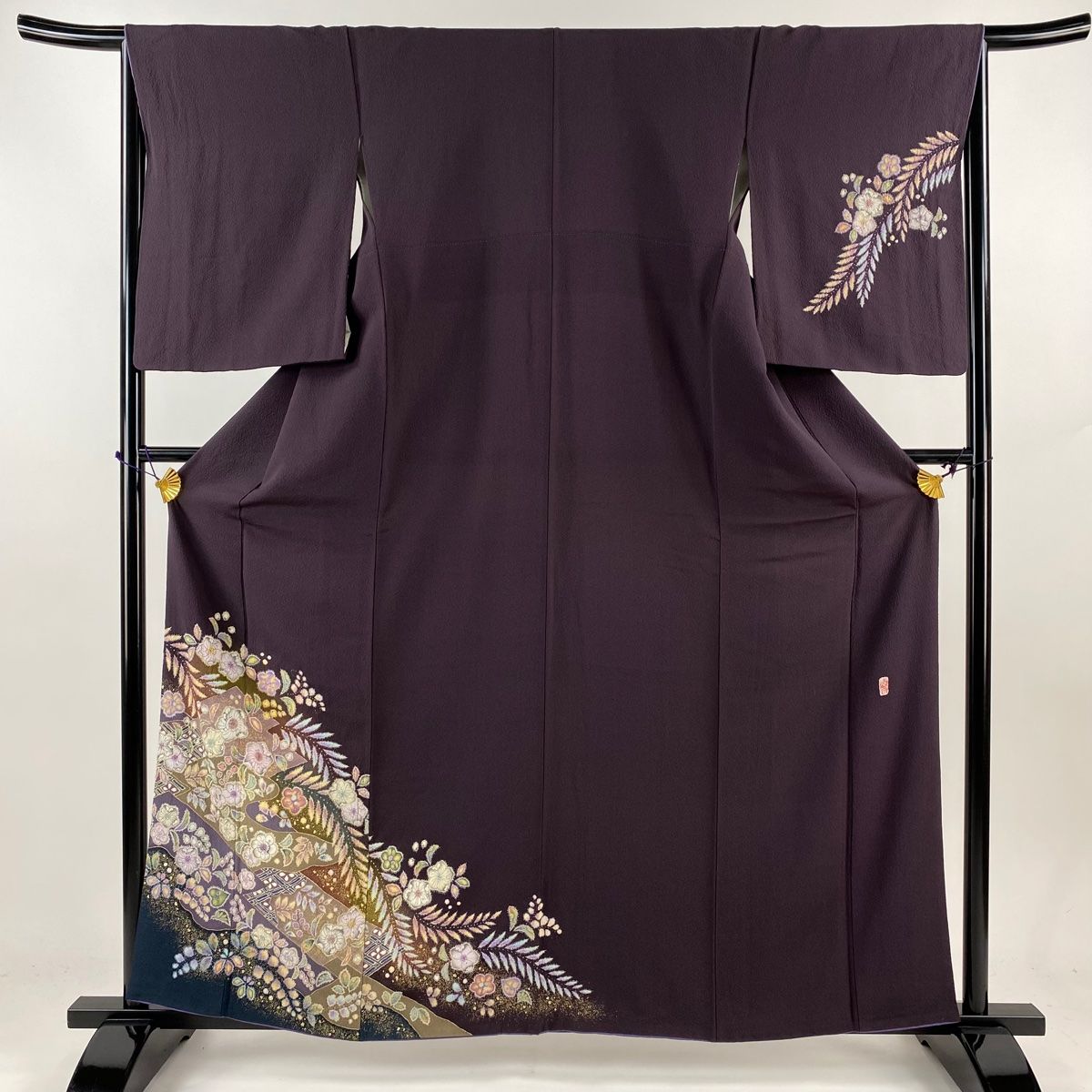 付け下げ 金彩 コスモス 花 やまと扱い 紋意匠 正絹 躾糸付き X491 付け下げ 金彩 コスモス 花 やまと扱い 紋意匠 正絹 躾糸付き X491