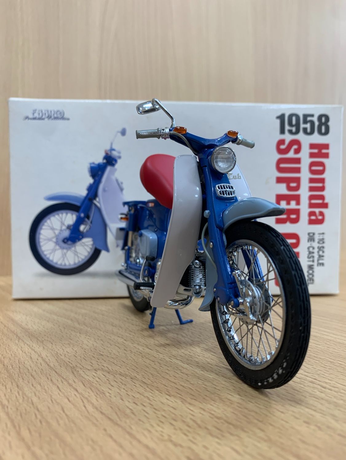 EBBRO ホンダスーパーカブ C100 1958 1/10 ダイキャストモデル FJ2126