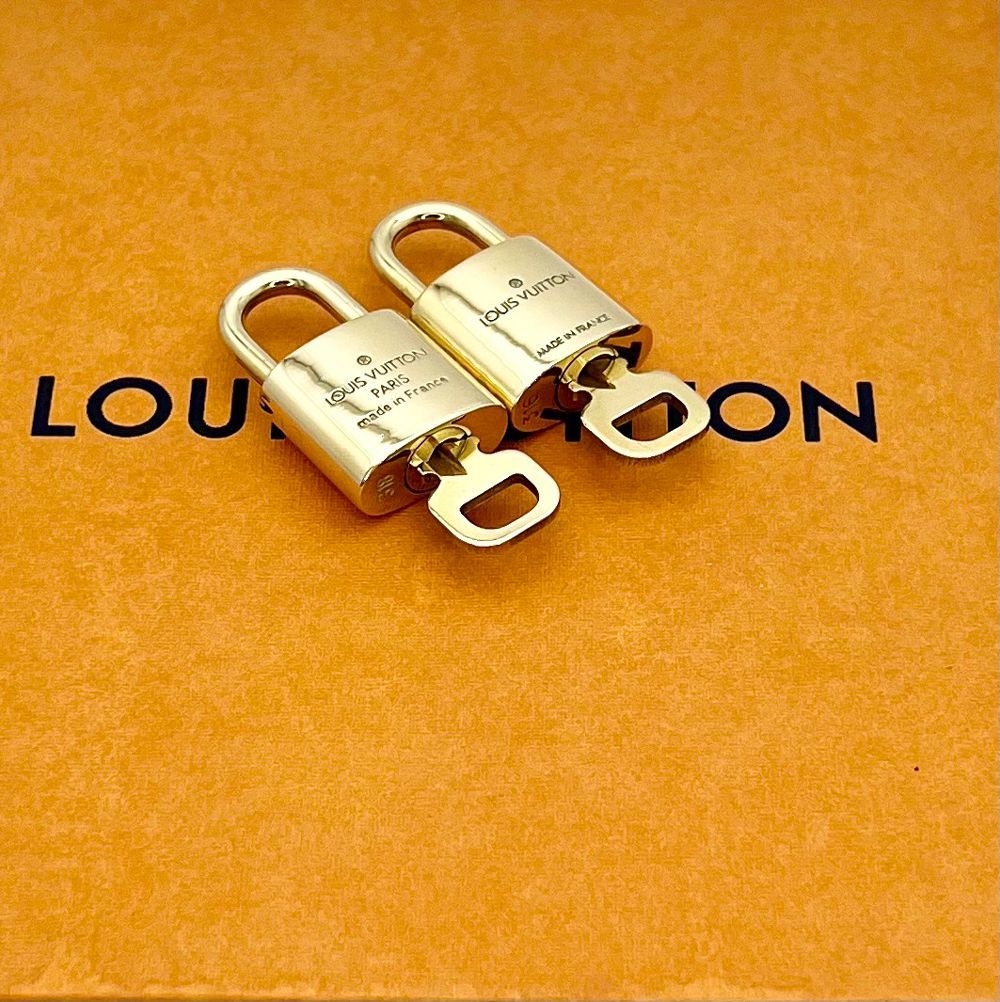 Louis Vuitton ルイヴィトン 318 カデナ パドロック 美品 - 通販