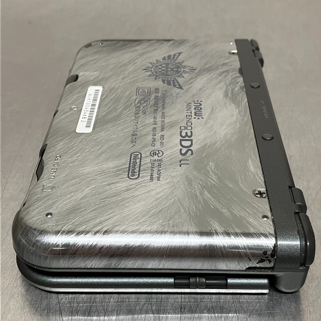 中古即納』{3DS} (本体) Newニンテンドー3DS LL モンスターハンター4G スペシャルパック  任天堂(RED-S-VBCA)(20141011) new NINTENDO 3DS LL モンスターハンター4G スペシャルパック ゲーム /  任天堂 CAPCOM モンハン ニンテンドー モンスターハンター 『中古即納』{3DS ...