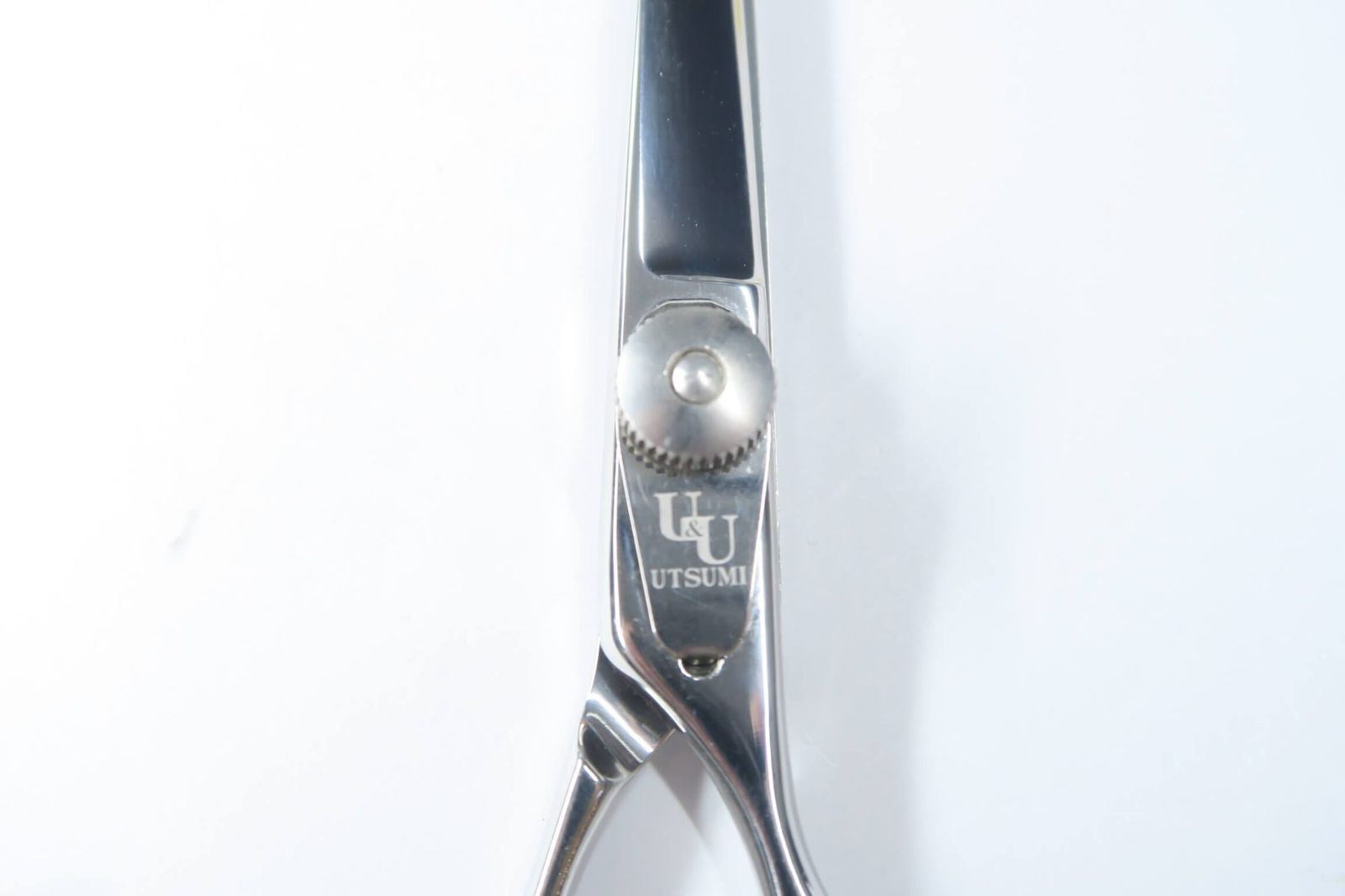 UTSUMI シザー YTK55 理容 美容 ハサミ　5.5インチ 内海シザー UTSUMI シザー YTK55 理容 美容 ハサミ 5.5インチ 内海シザー