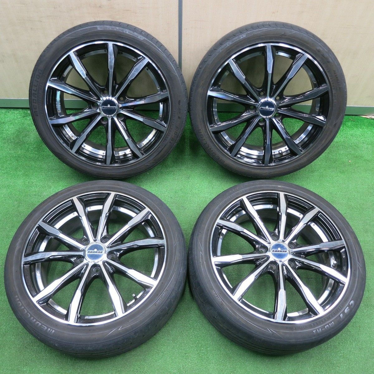 送料無料] キレイ！21年☆Stich LEGZAS Fauvex 215/45R18 メダリオン 