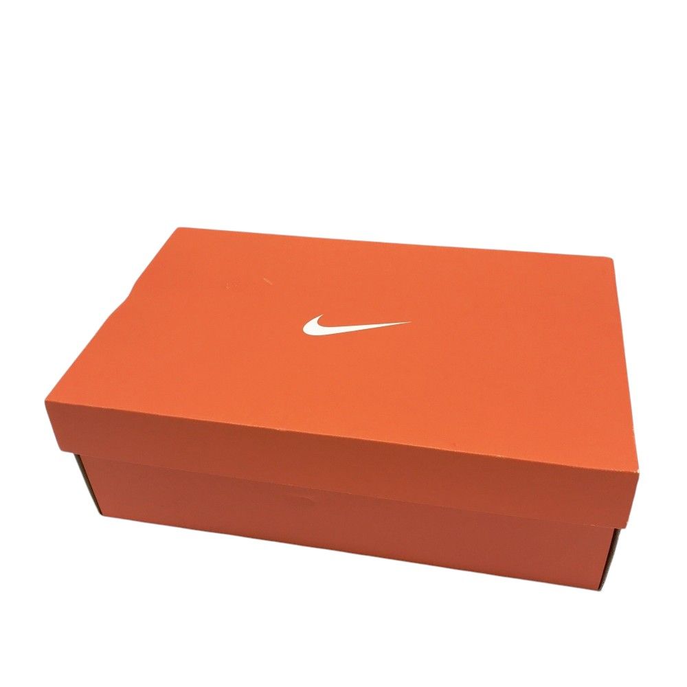 ゴルフシューズ