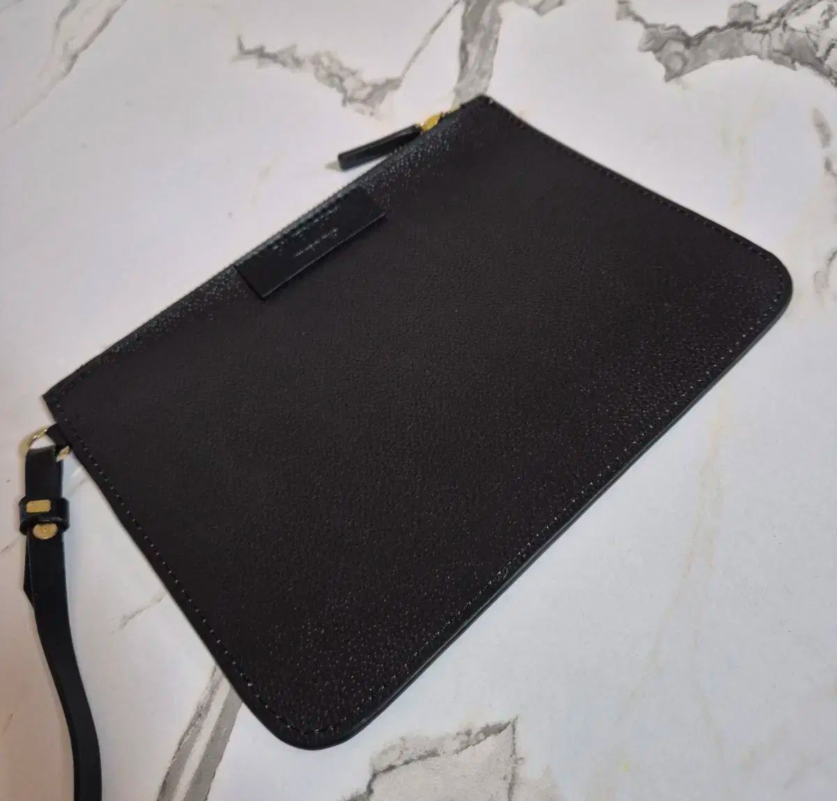 正規品 ジバンシィ