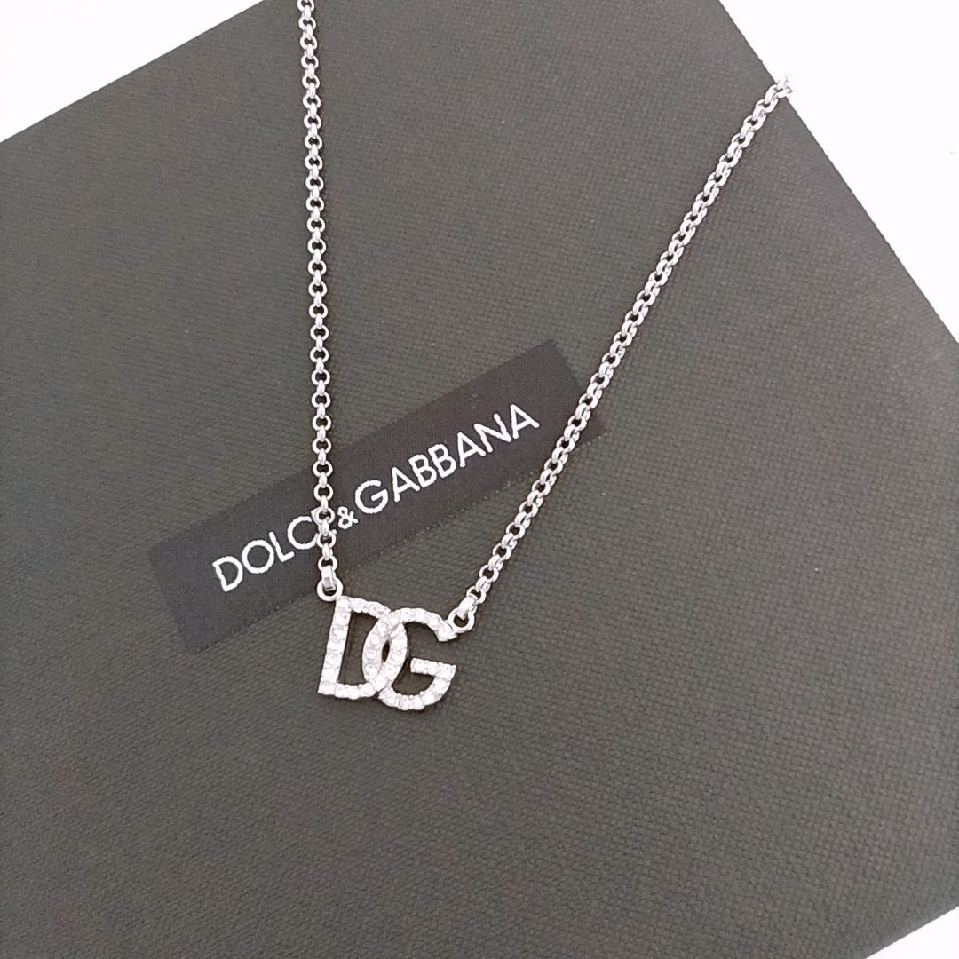 新品未使用】Dolce & Gabbana ナローチェーンネックレス DGロゴ  