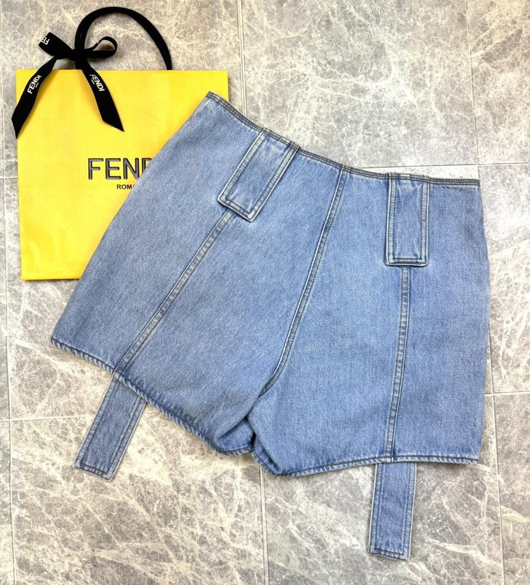 FENDI JEANS フェンディ ショートパンツ ロゴ 金ボタン デニム 24SS【FENDI】デニム ショートパンツ ブルー FFロゴ 5ポケット
