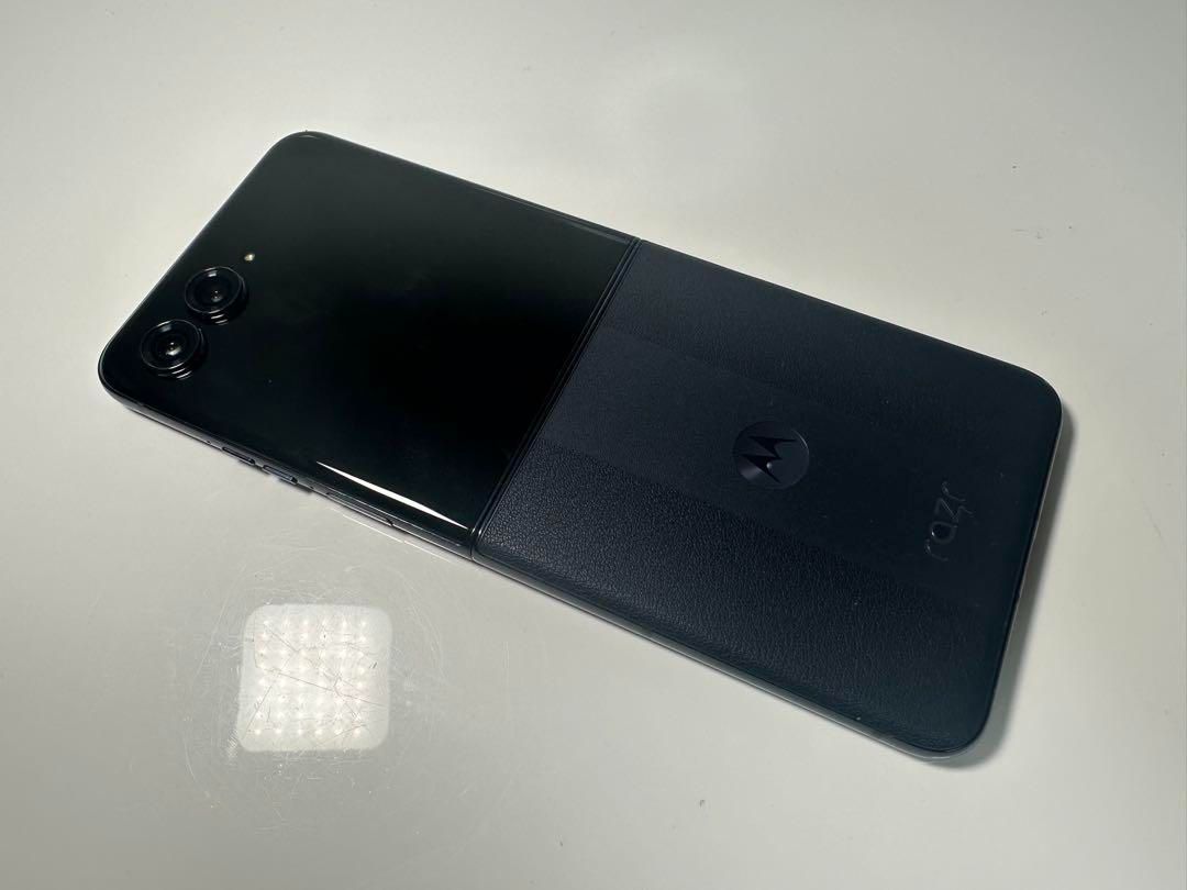 MOTOROLA razr 50 ultra 12GB 256GB アメリカ版 - メルカリ