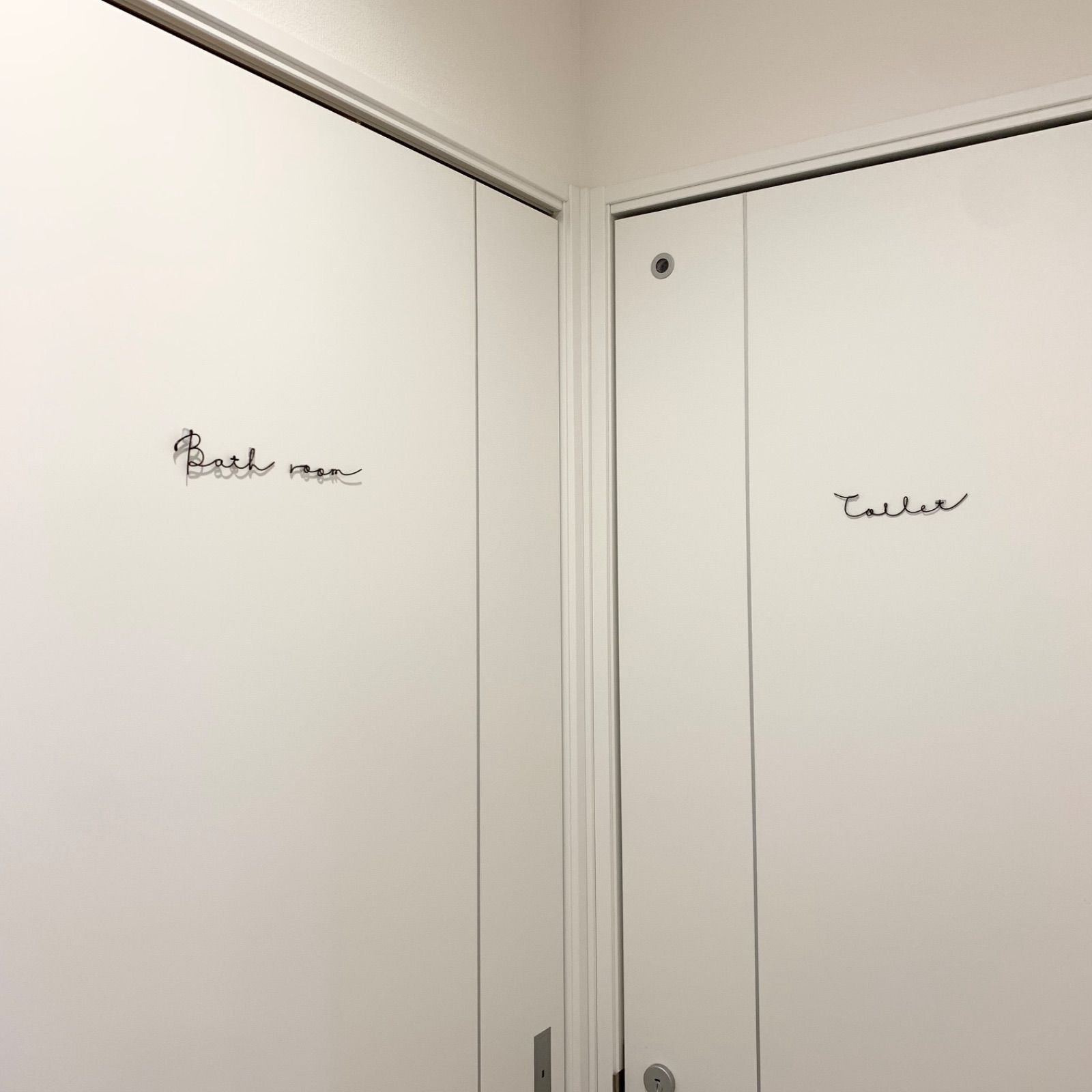 Toilet】ワイヤーレタリング ドアプレート ドアサイン ワイヤーアート 
