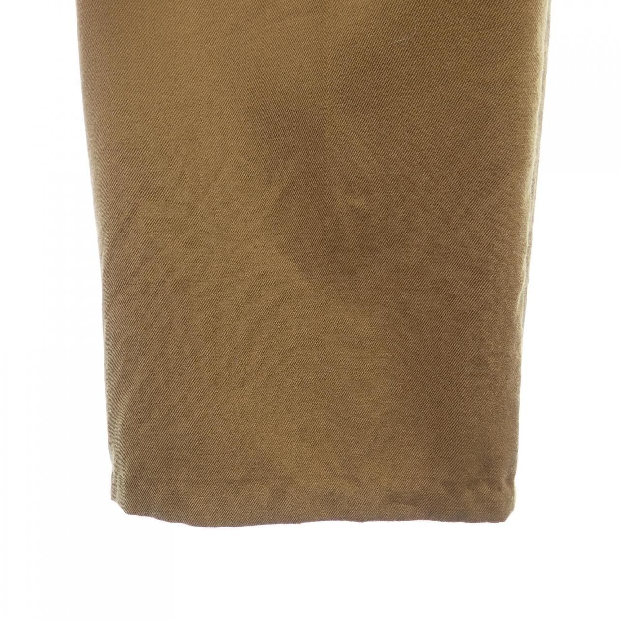 ハイブランドこそ本店で。 マーガレットハウエル Margaret Howell パンツ 新作入荷中。