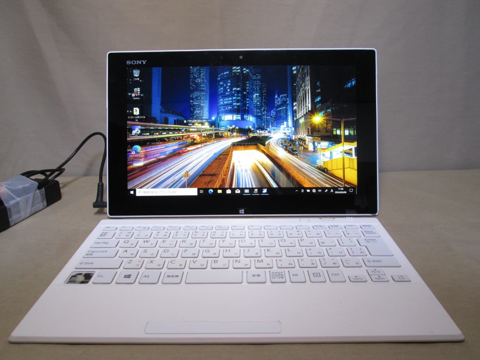 SONY VAIO Tap 11 SVT1122BCJ【SSD搭載】 Core i5 4210Y 【Windows10 Pro】 Libre  Office Wi-Fi 長期保証 [89639] - メルカリ