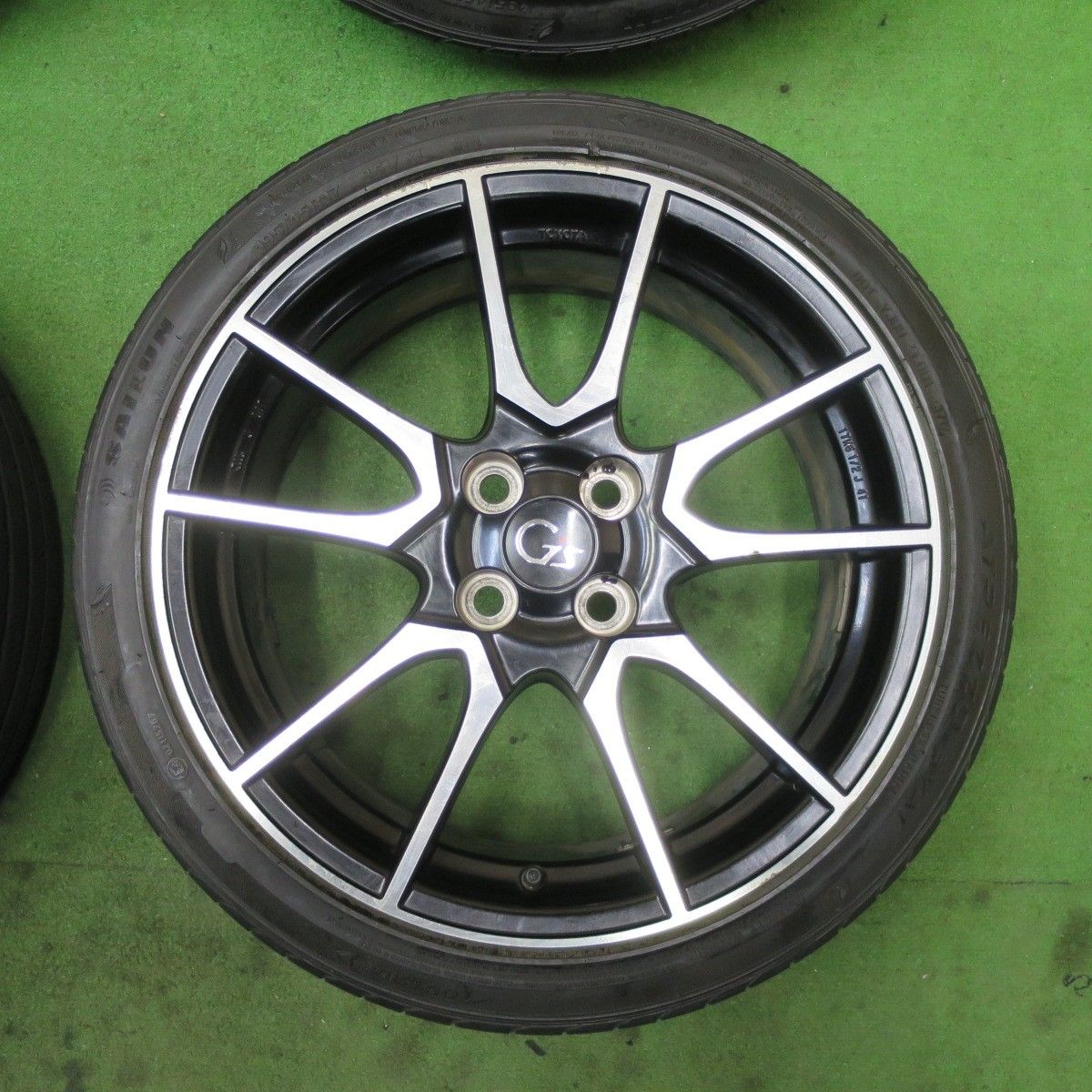 満足感のある 4本価格 トヨタ アクア G s 純正 195 45R17 サイルン ATREZZO SVA1 17インチ PCD100 4H 5091704TTノ