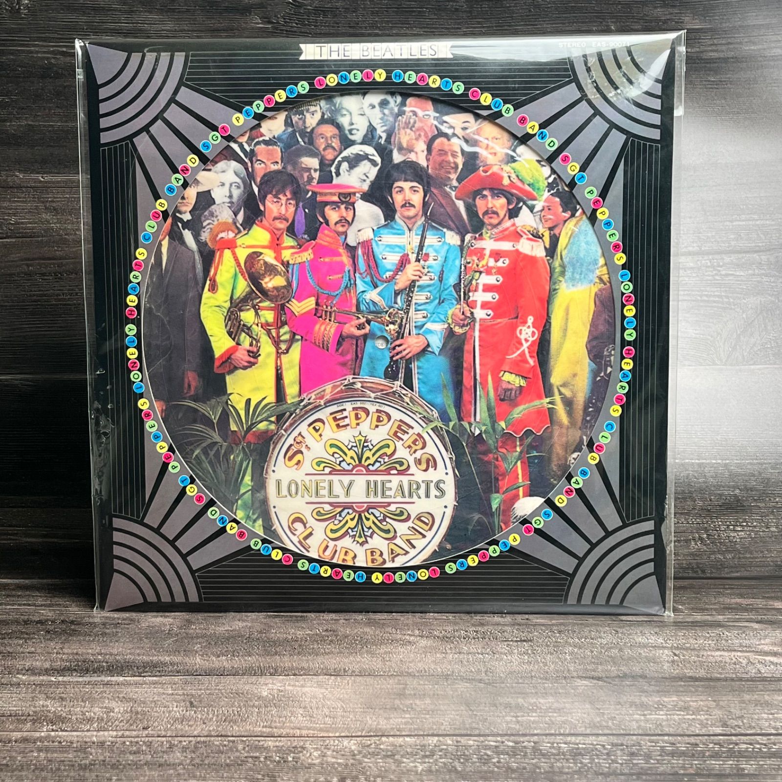 レア！！BEATLES ビートルズ サージェントペパーズロンリーハーツクラブバンド 特別限定盤 LP レコード