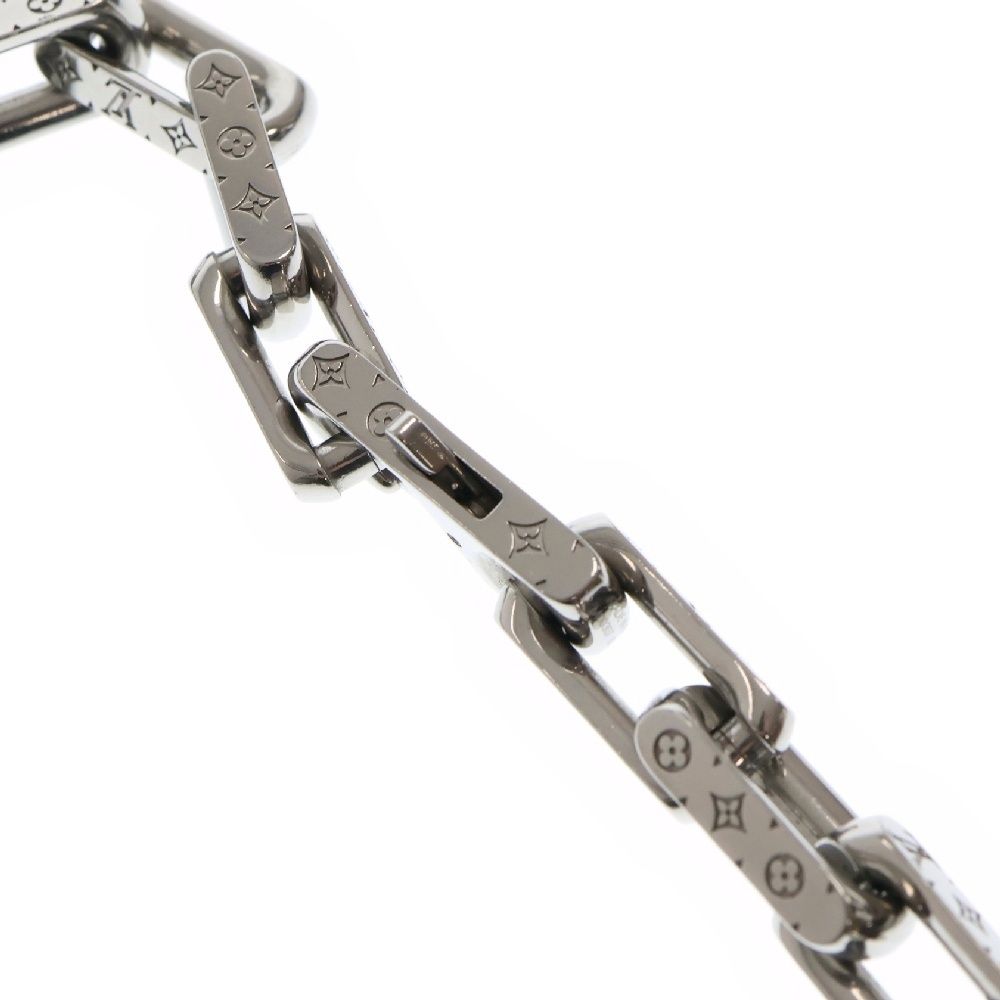 CHAIN NECKLACE