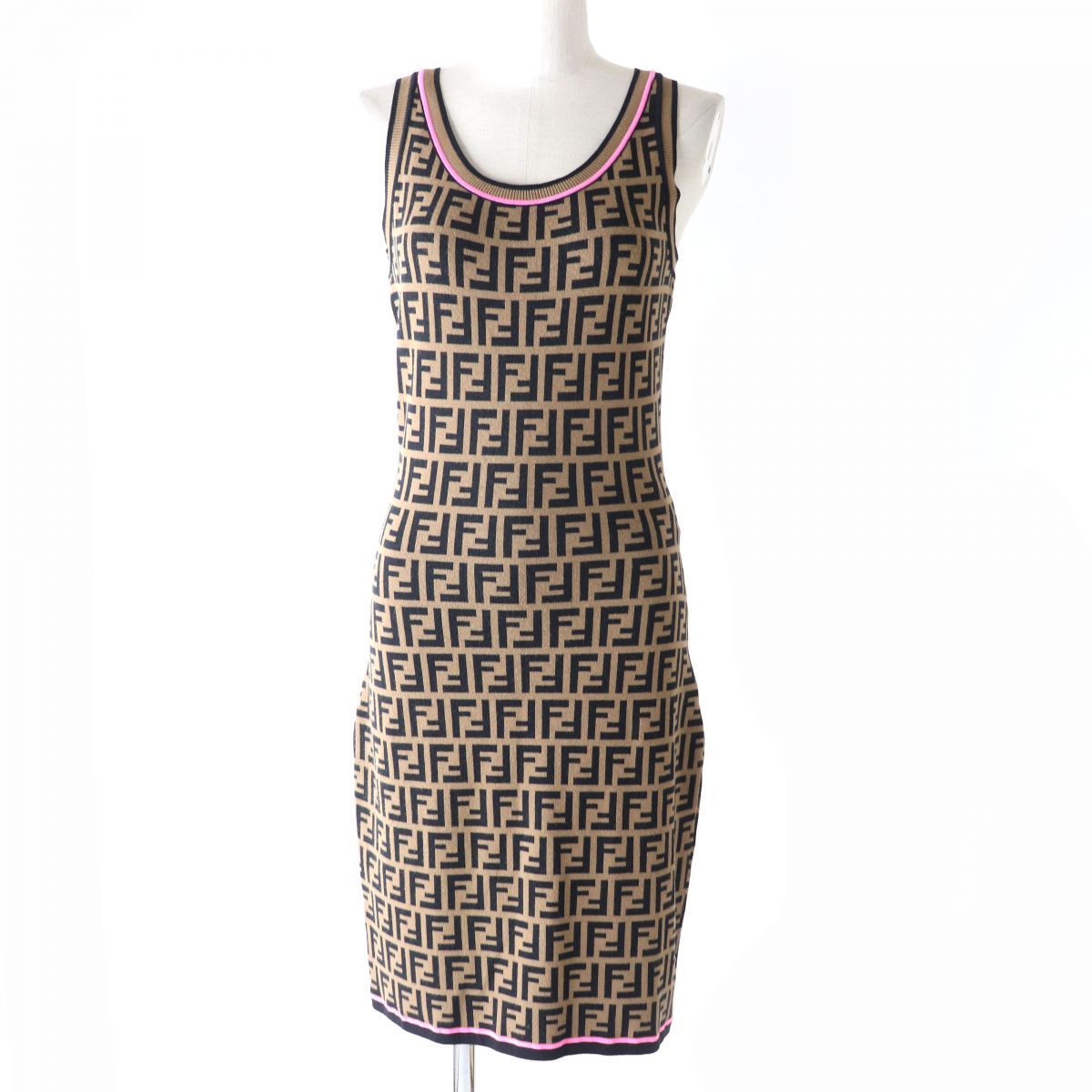 美品△正規品 FENDI フェンディ 2019年 FZD765 FFロゴ/ズッカ柄  