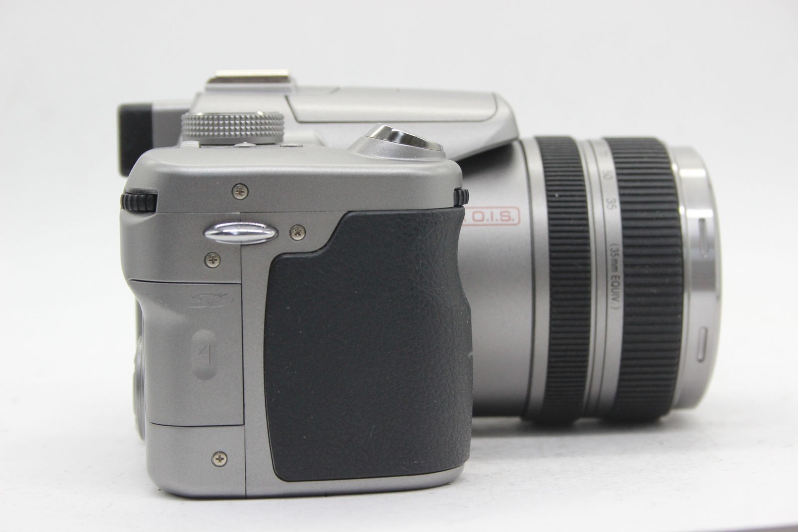 【美品 返品保証】 パナソニック Panasonic LUMIX DMC-FZ30 12x バッテリー付き コンパクトデジタルカメラ s8286