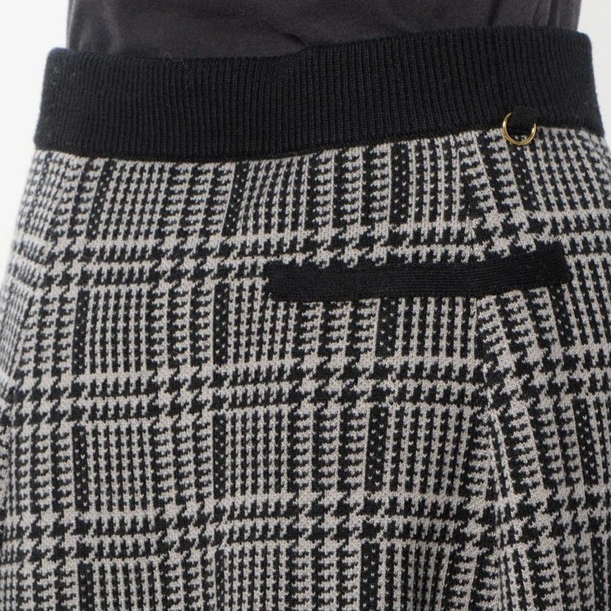 セシルマクビー CECIL