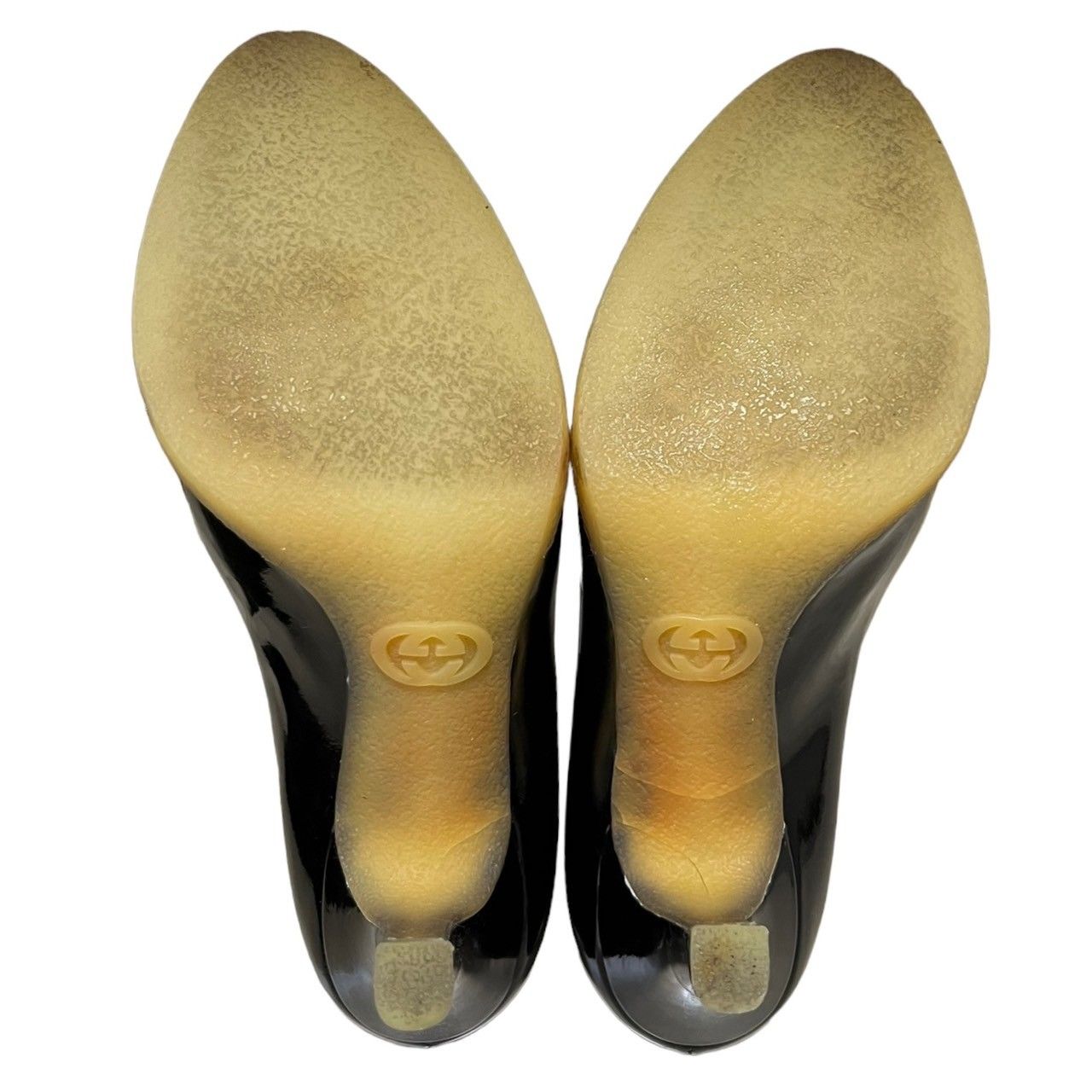 GUCCI グッチ パテントレザークレープソールパンプス エナメル加工 