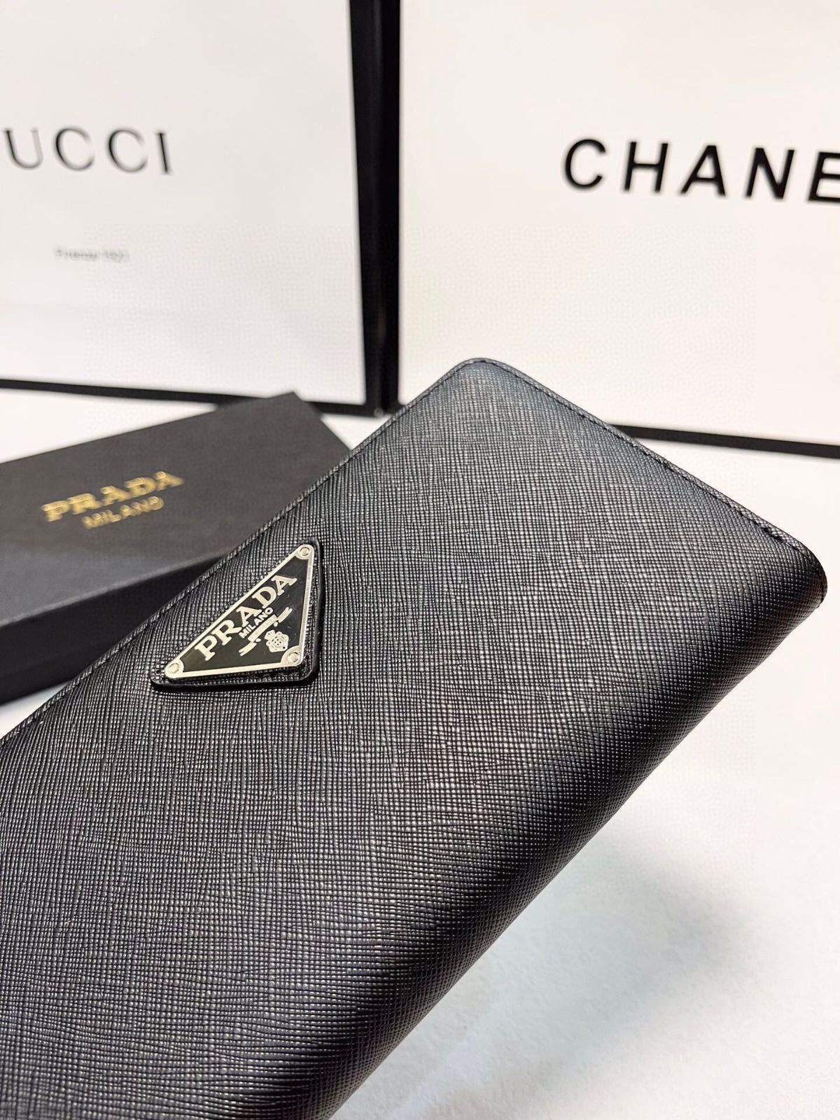 PRADA財布/革財布、両用パスケース財布、男女兼用[本日特価|新品