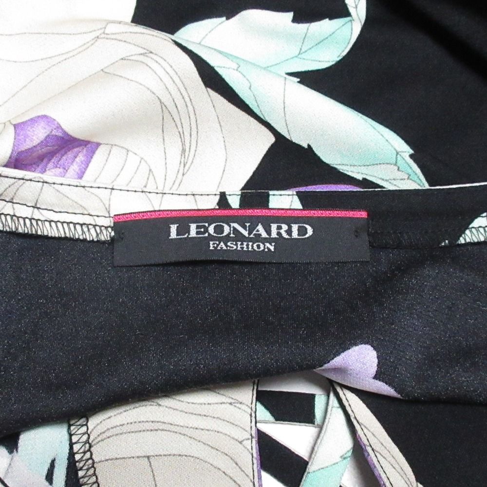 美品 LEONARD レオナール カンカン素材 フラワープリント チュニック ミニワンピース 42 ブラック系 マルチカラー レディース 古着 中古  USED - メルカリ