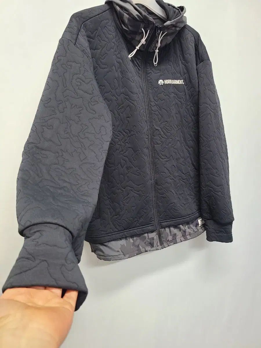 フード付きジップアップ xl