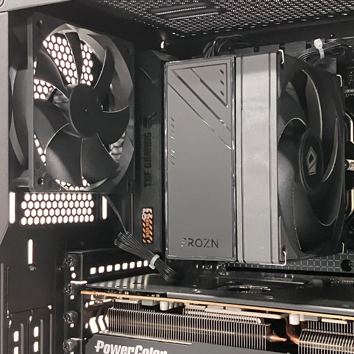 ゲーミング デスクトップPC