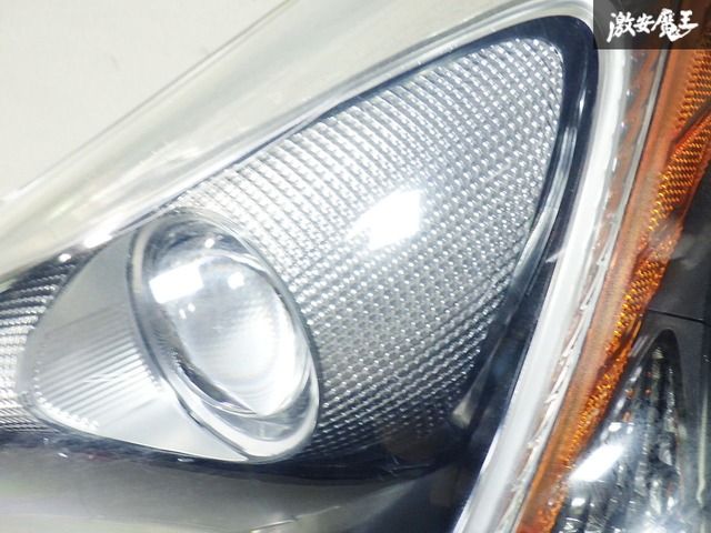 トヨタ 純正 ZVW50 ZVW51 ZVW55 50 プリウス 前期 LED ヘッド