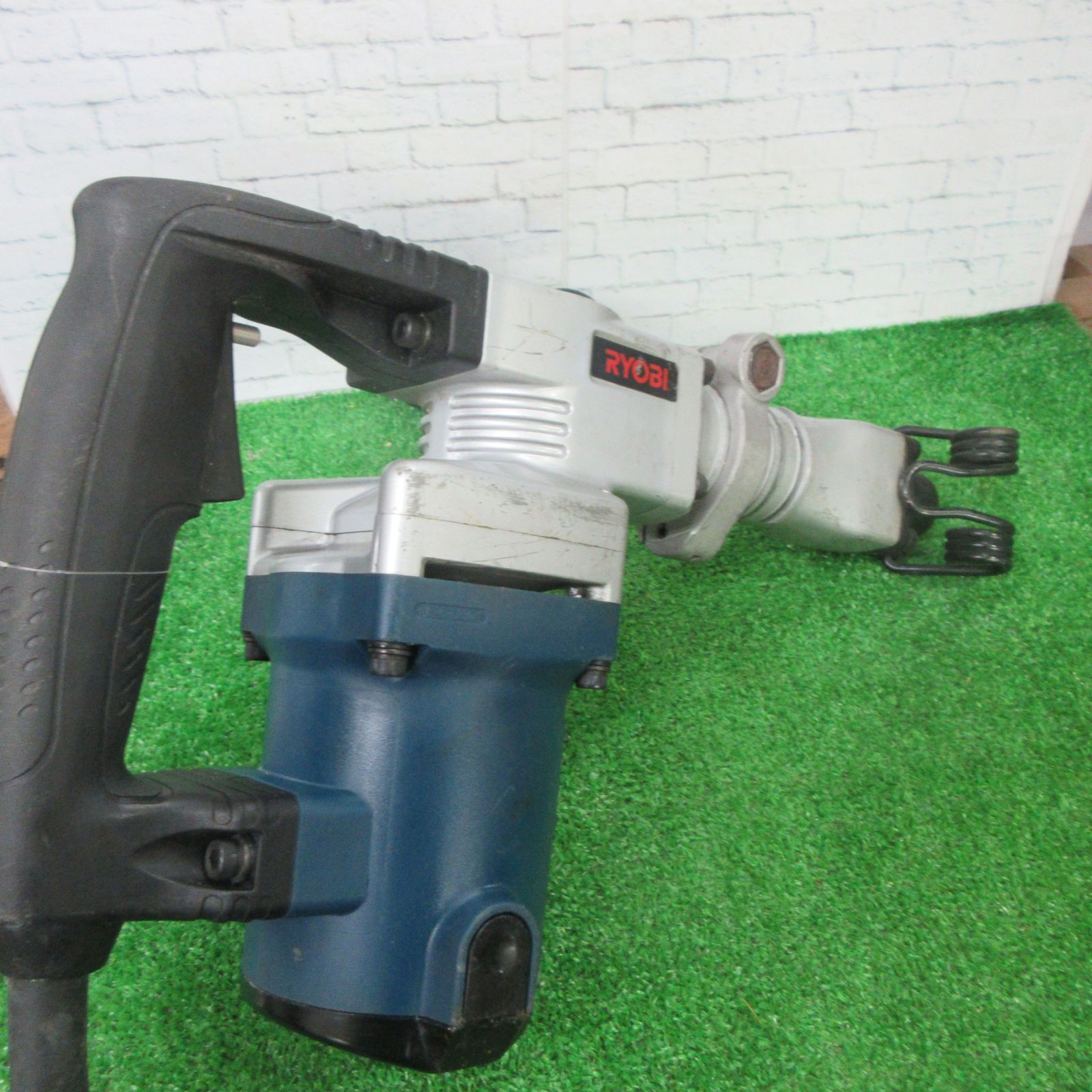 RYOBI CH-461 電動ハンマ【野田愛宕店】【店頭取引限定】【中古】IT069ZBPE7GG コンクリートハンマ (RYOBI CH-461) レンタル