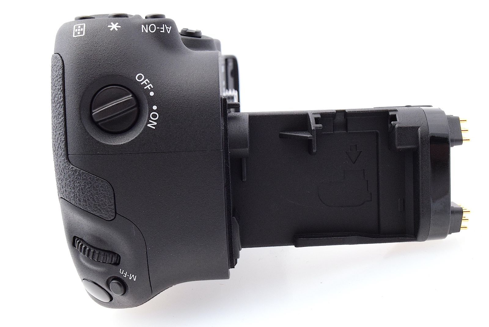 ほぼ新品】 純正バッテリーグリップ&バッテリー2個付き！CANON EOS 7D 