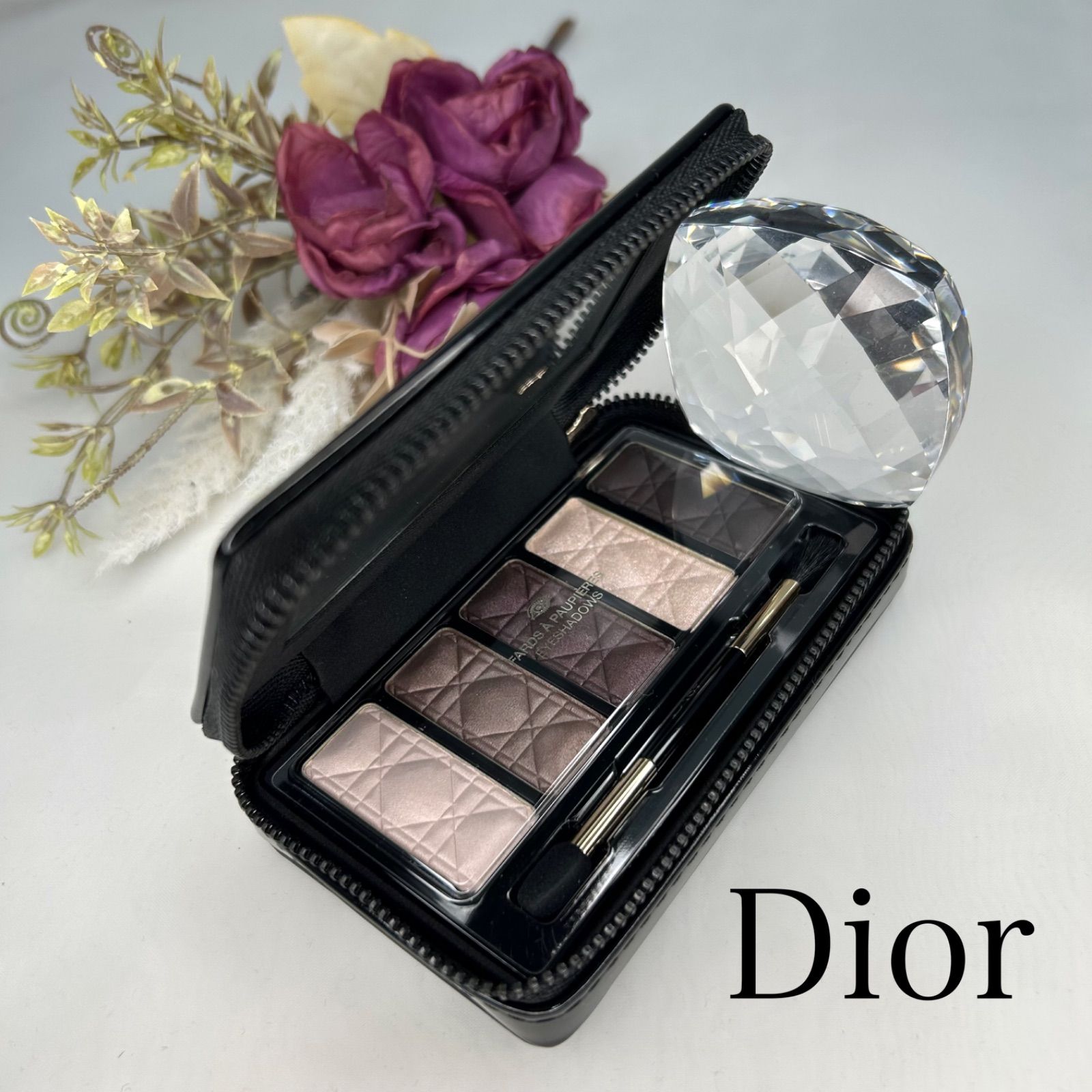 DIOR ホリデーコレクション メイクパレット 新品未使用 - アイシャドウ