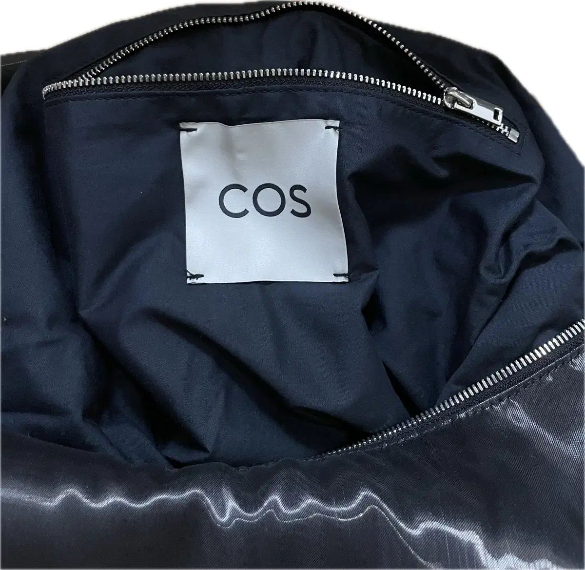 COS コス HIGH-SHINE BAG ハイシャイン ショルダー バッグ COS ハイ