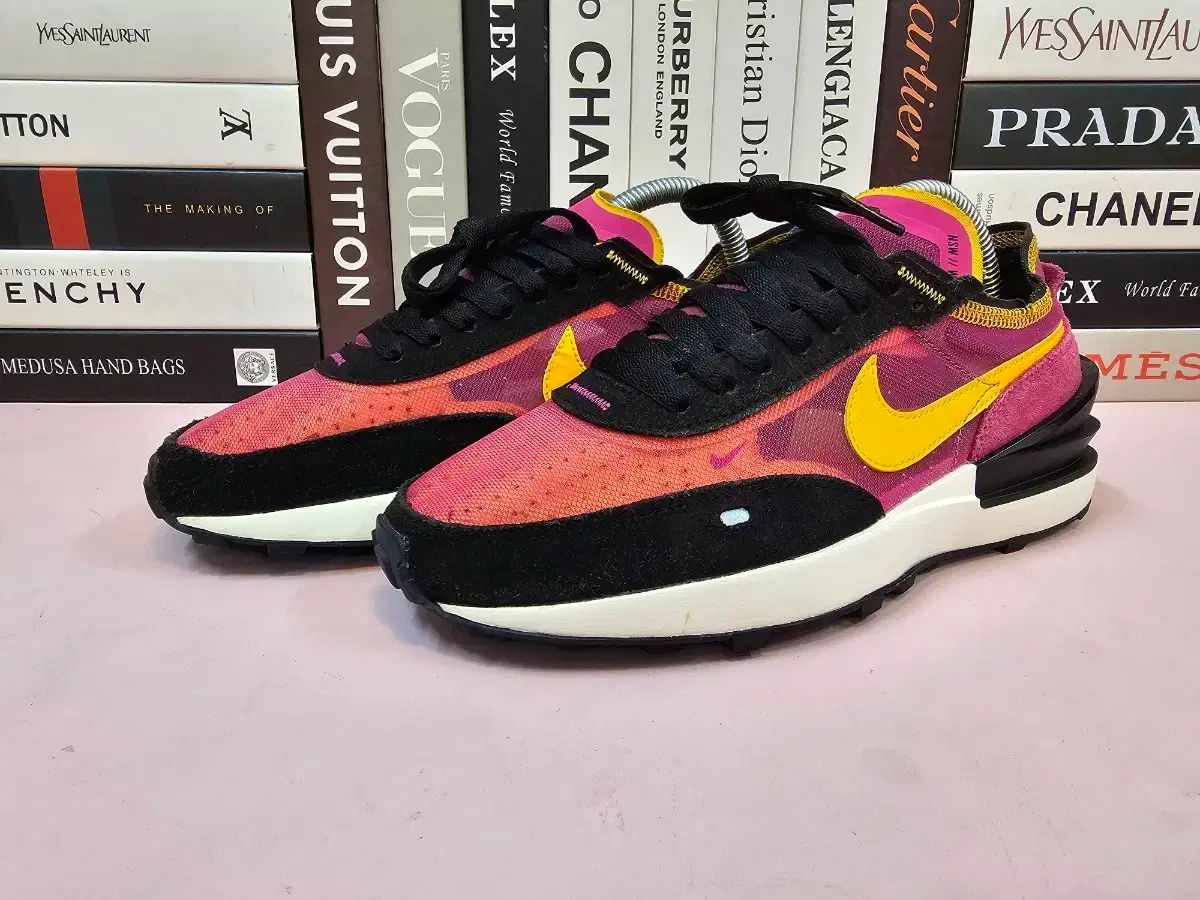 NIKE(ナイキ) レディース ランニングシューズ コレクション スニーカー