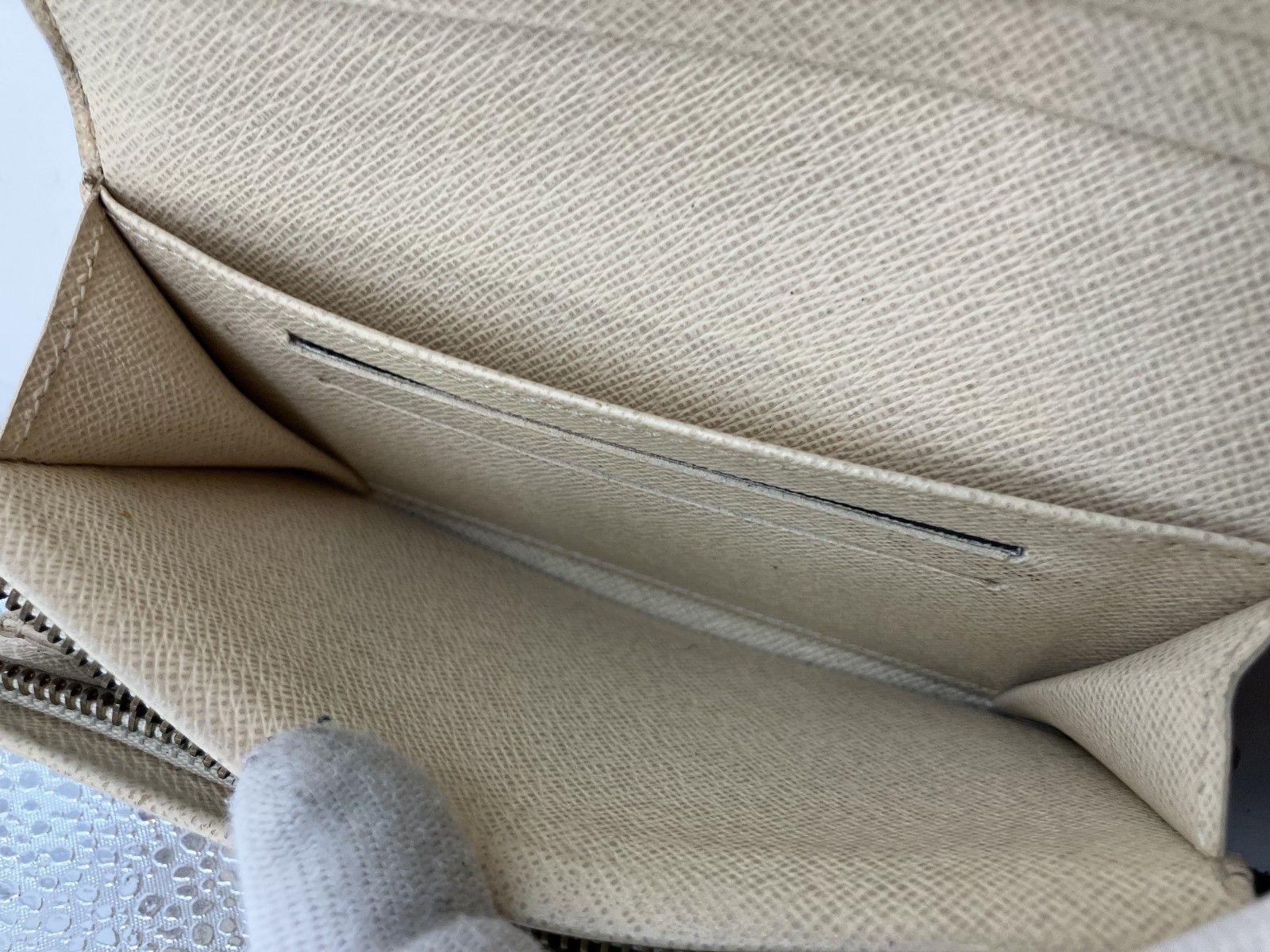 ルイヴィトン ダミエアズール ポルトフォイユ トレゾール 二つ折り財布 白 ダミエアズール 白 2つ折り財布コンパクト 14×9cm N61744 ジップ