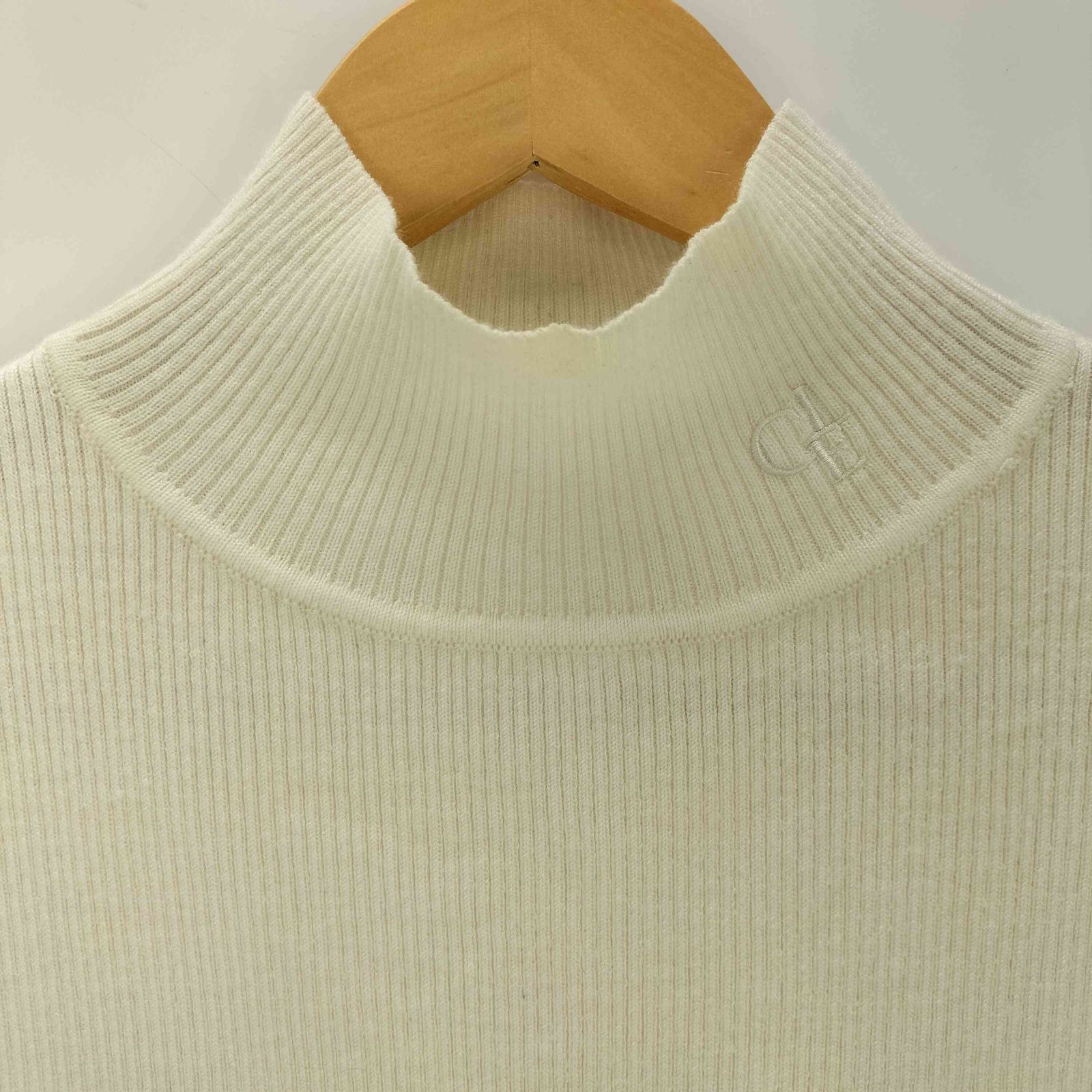 セルフォード CELFORD 刺繍入りハイネックニットプルオーバー