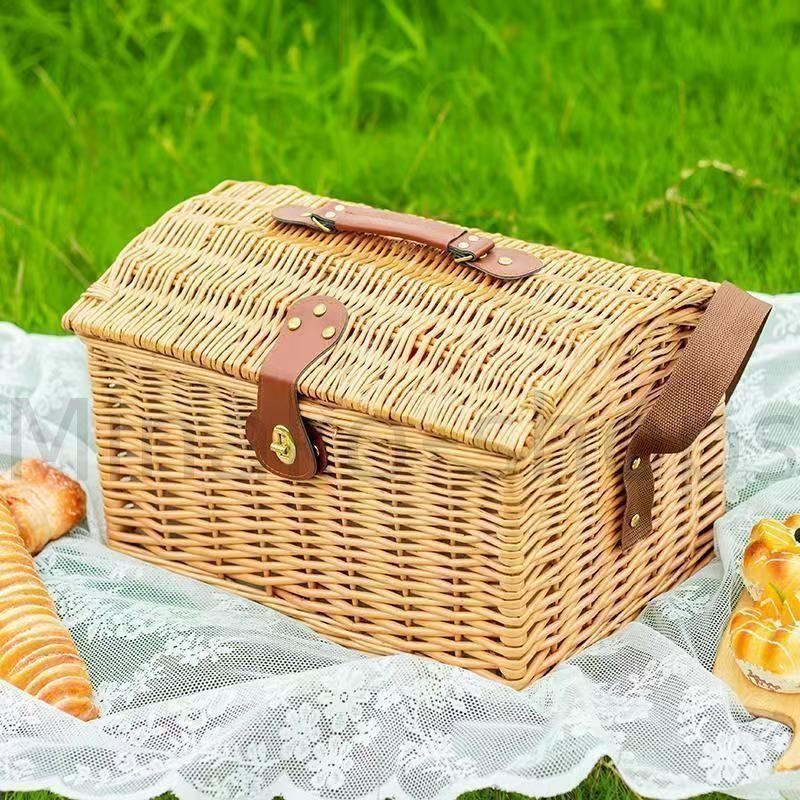 ピクニック　バスケットセット新品未使用 新しい未使用 ピクニックバスケット 食器付き バスケットセット