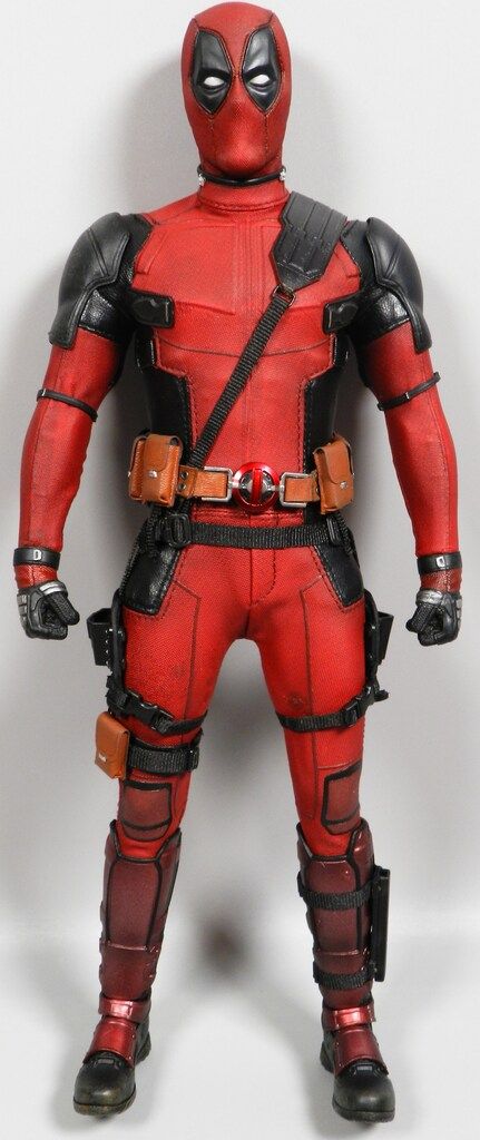 ☪ HOTTOYS