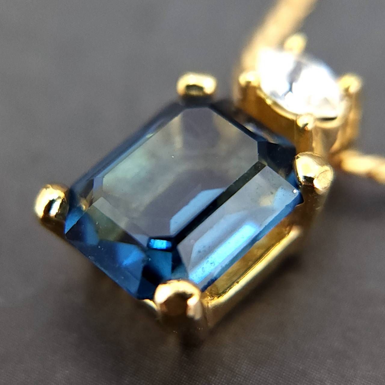 Christian Dior ネックレス クリスチャンディオール ブルーストーン Christian Dior クリスチャンディオール ネックレス ブルー