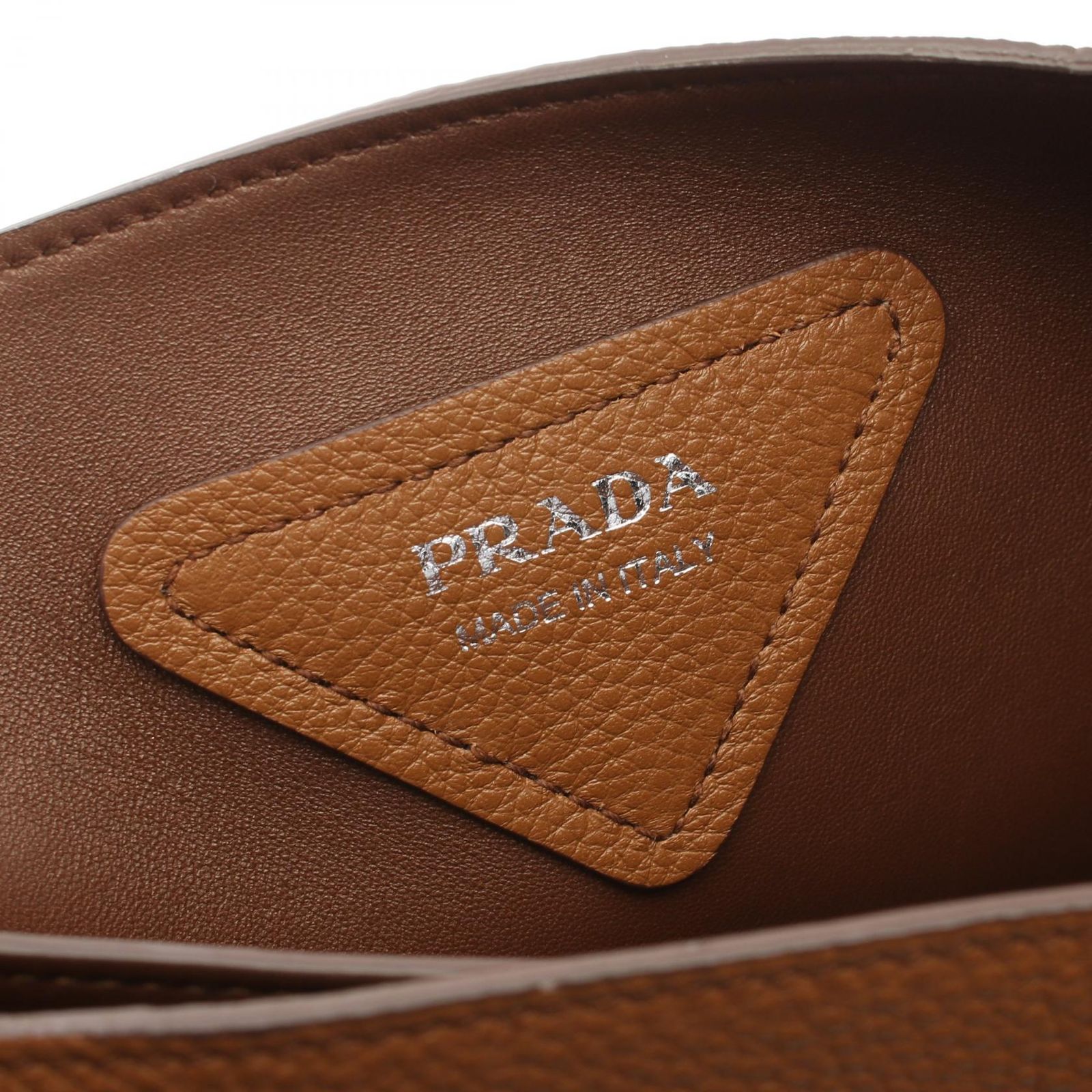 PRADA プラダ　トートバッグ　レザー　キャメル　ブラウン プラダ PRADA トートバッグ キャメル レザー トートバッグ